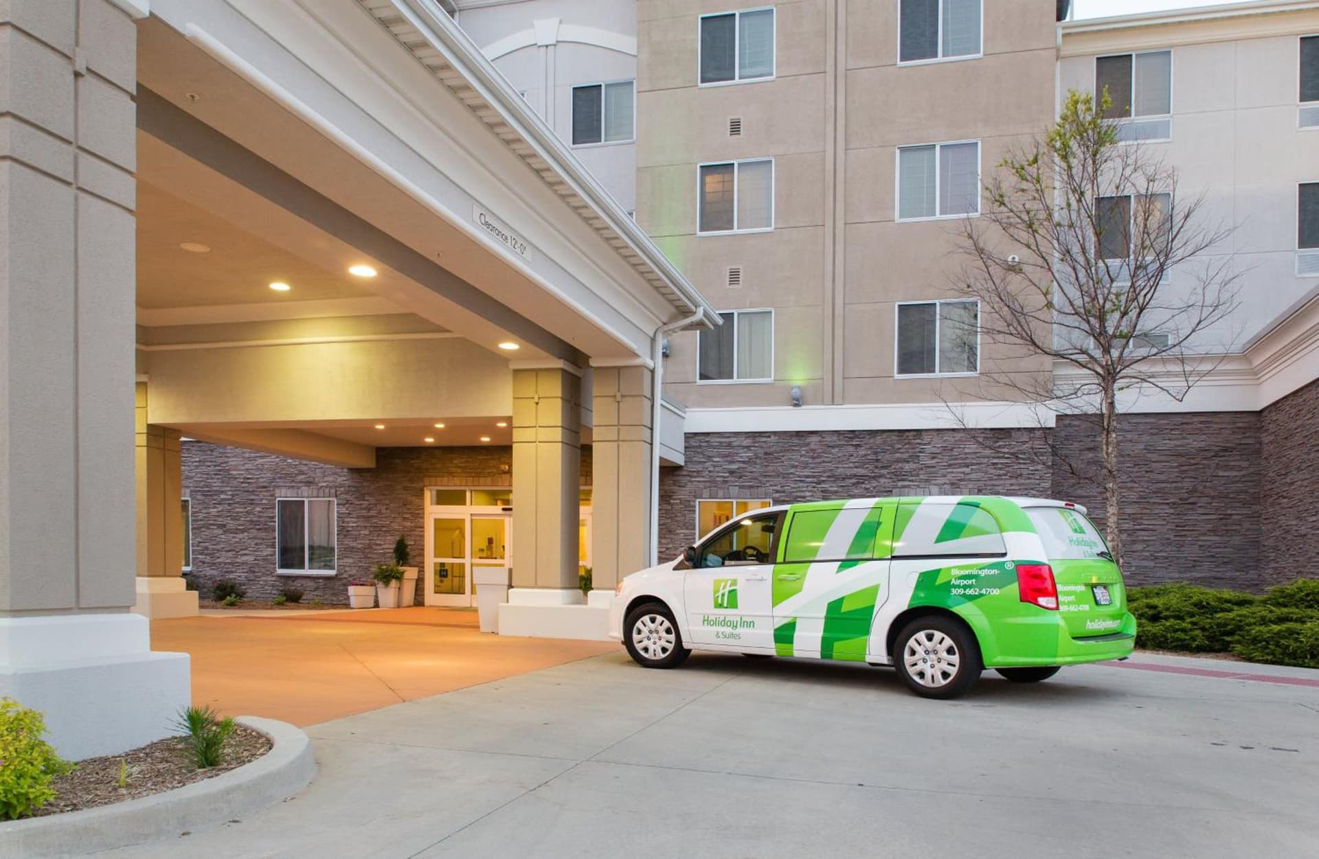 Holiday Inn Hotel & Suites Bloomington Airport by IHG gallery photo in Bloomington, IL — image 54
