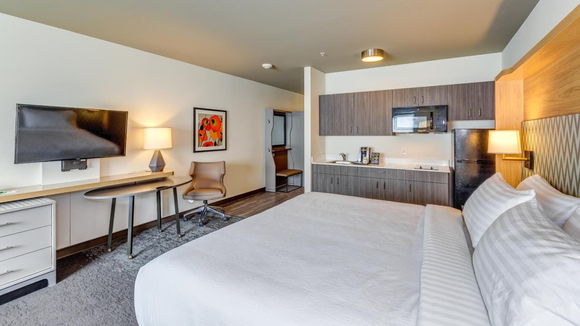 Holiday Inn & Suites Bellingham by IHG gallery photo in Bellingham, WA — image 63