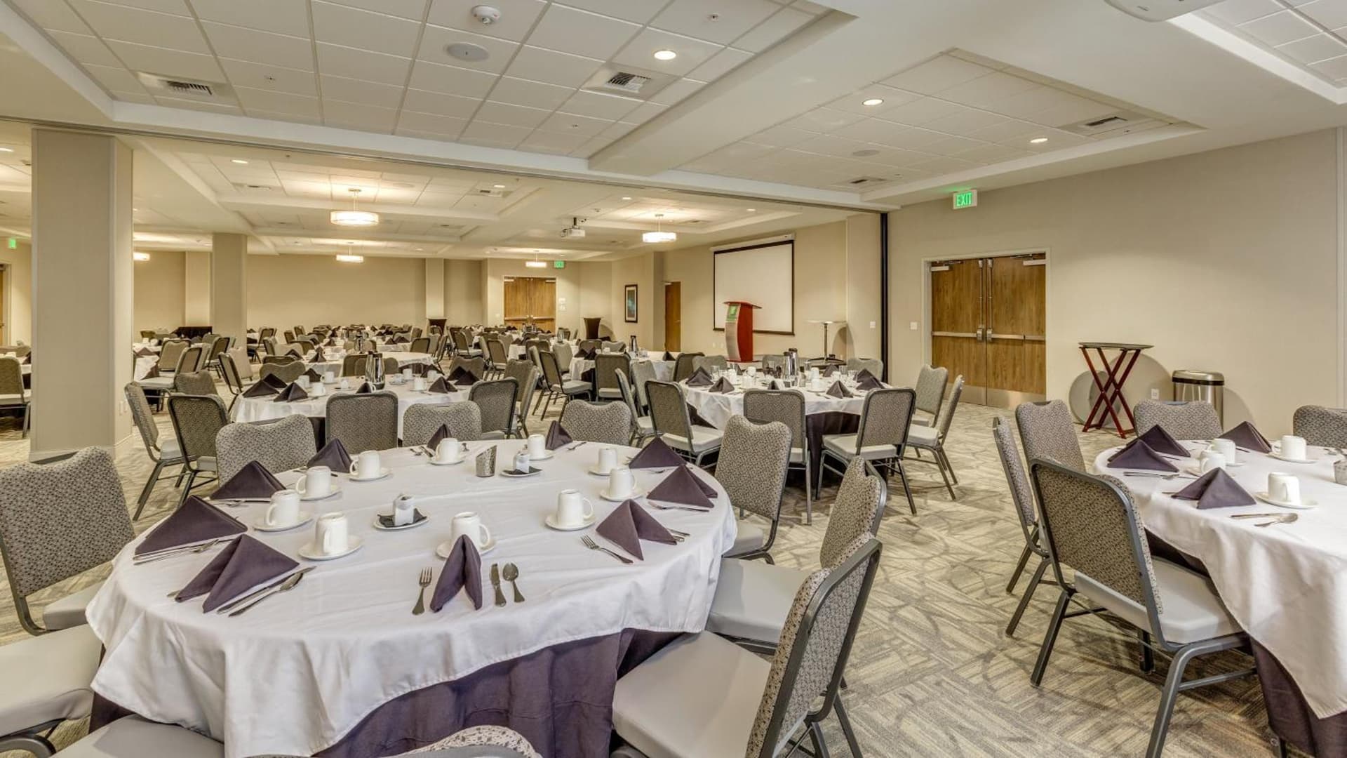 Holiday Inn & Suites Bellingham by IHG gallery photo in Bellingham, WA — image 23