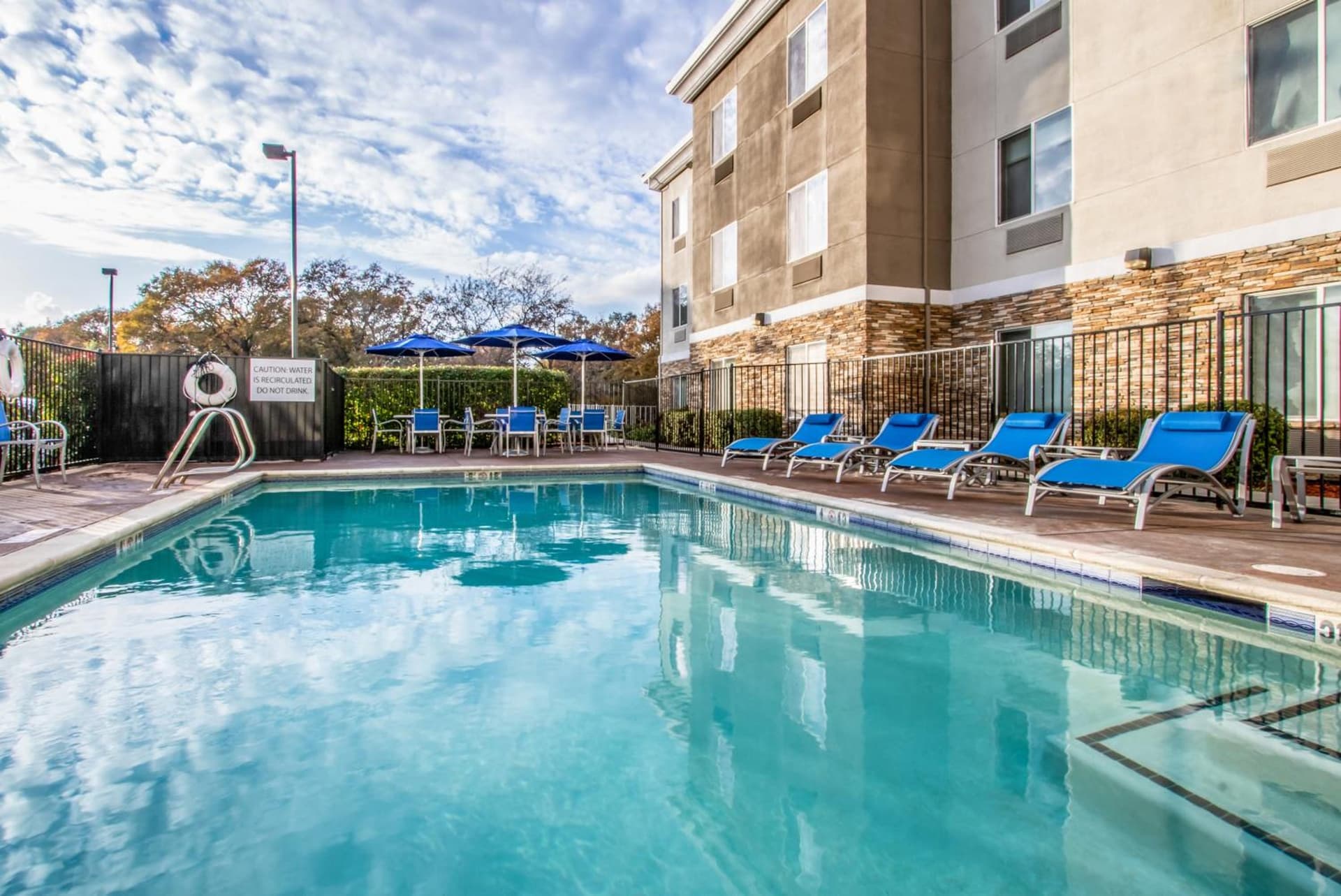 Holiday Inn Express Hotel & Suites Roseville - Galleria Area by IHG gallery photo in Roseville, CA — image 62