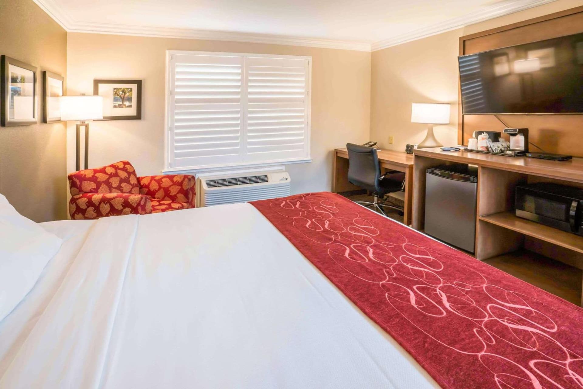 Comfort Suites Fresno River Park gallery photo in Fresno, CA — image 18