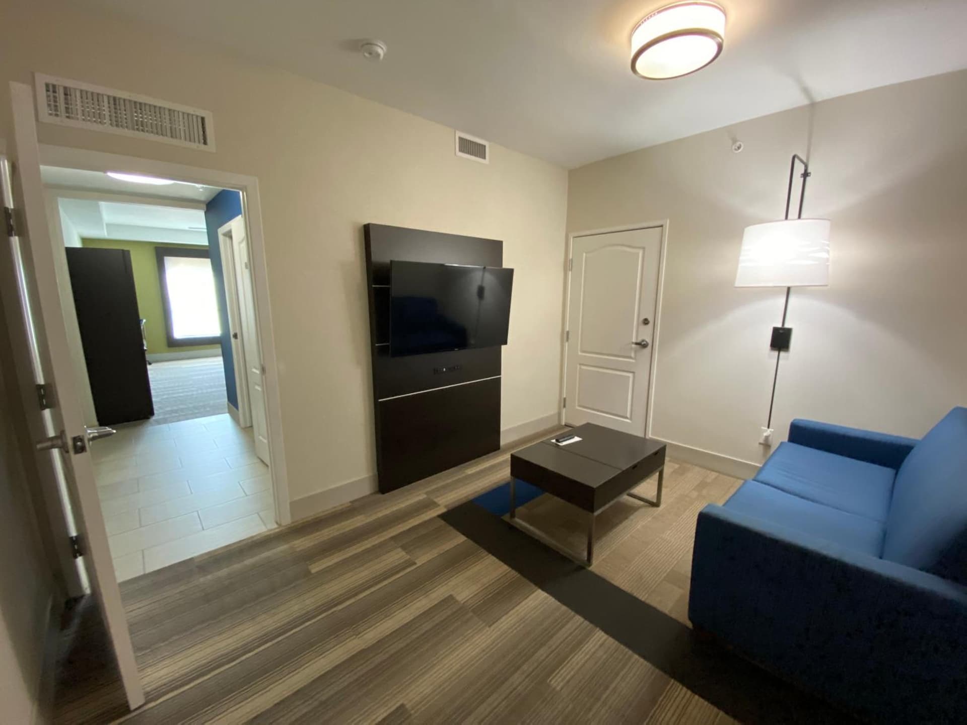 Holiday Inn Express Hotel & Suites El Dorado Hills by IHG gallery photo in El Dorado Hills, CA — image 75