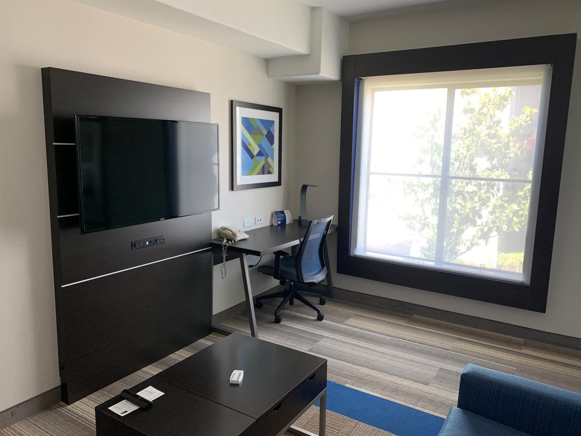 Holiday Inn Express Hotel & Suites El Dorado Hills by IHG gallery photo in El Dorado Hills, CA — image 22