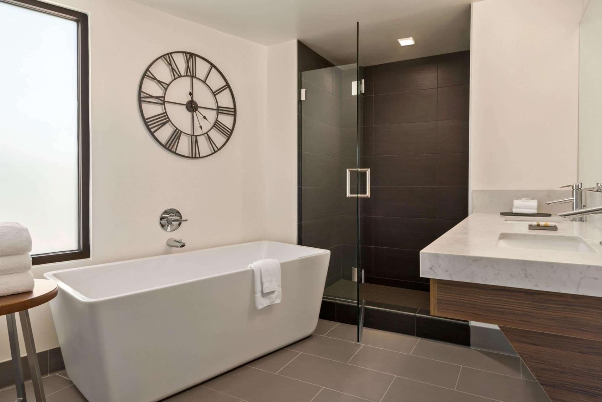 La Quinta by Wyndham San Luis Obispo gallery photo in San Luis Obispo, CA — image 18