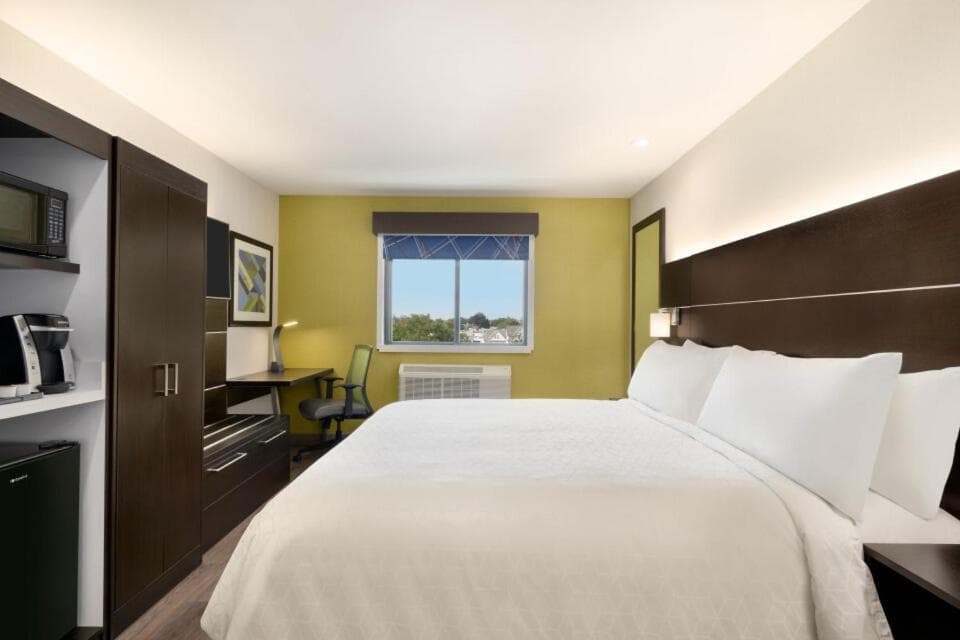 Holiday Inn Express - Jamaica - JFK AirTrain - NYC by IHG gallery photo in Queens, NY — image 29