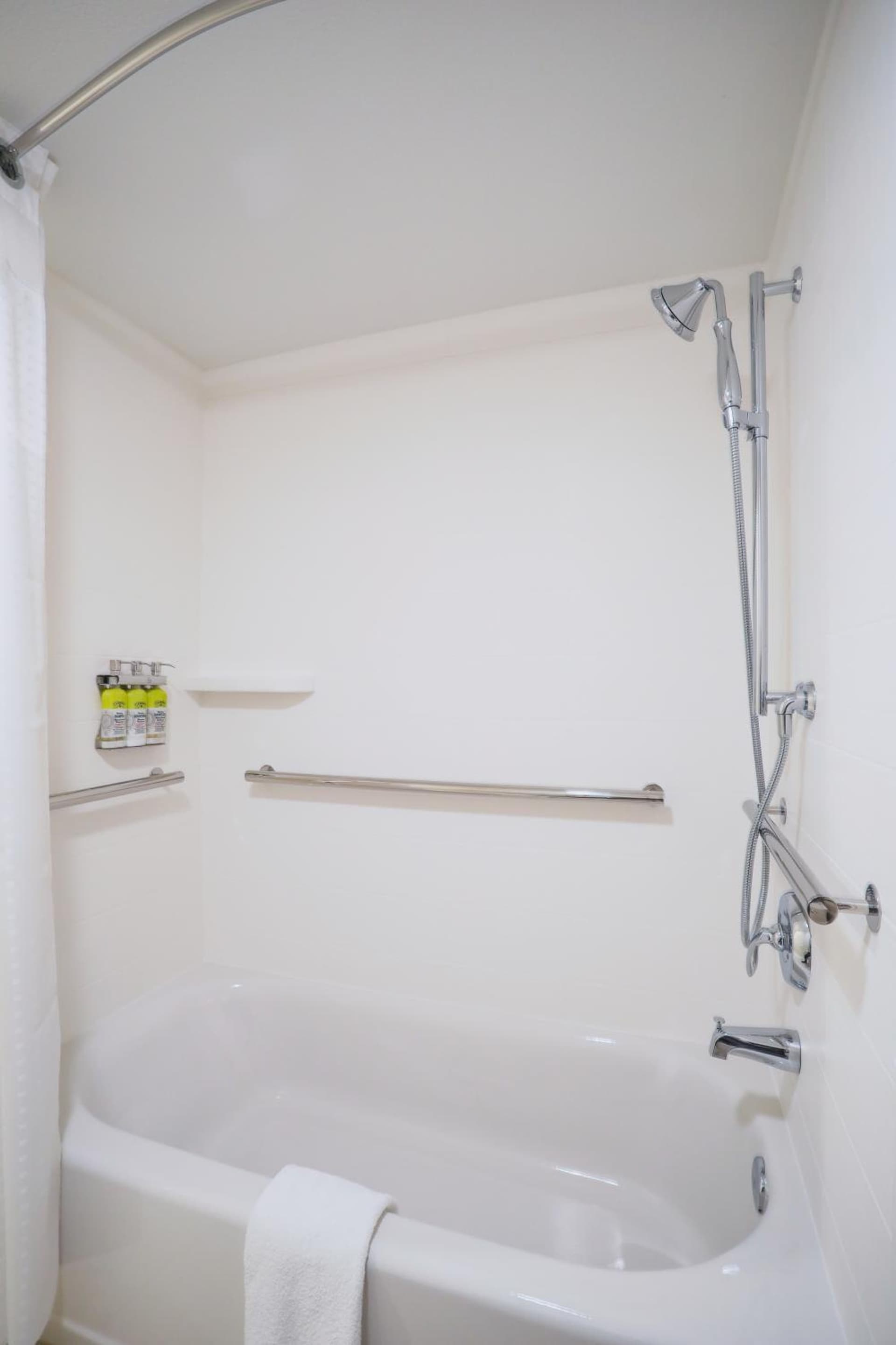 Holiday Inn Express Prescott by IHG gallery photo in Prescott, AZ — image 42