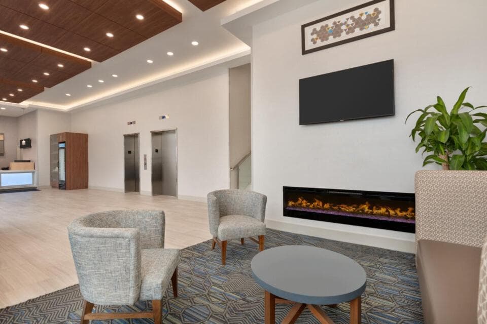 Holiday Inn Express - Jamaica - JFK AirTrain - NYC by IHG gallery photo in Queens, NY — image 26