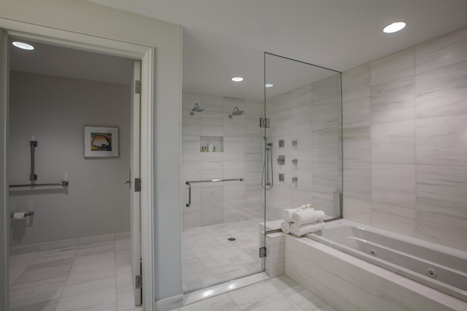 InterContinental Cleveland by IHG gallery photo in Cleveland, OH — image 45