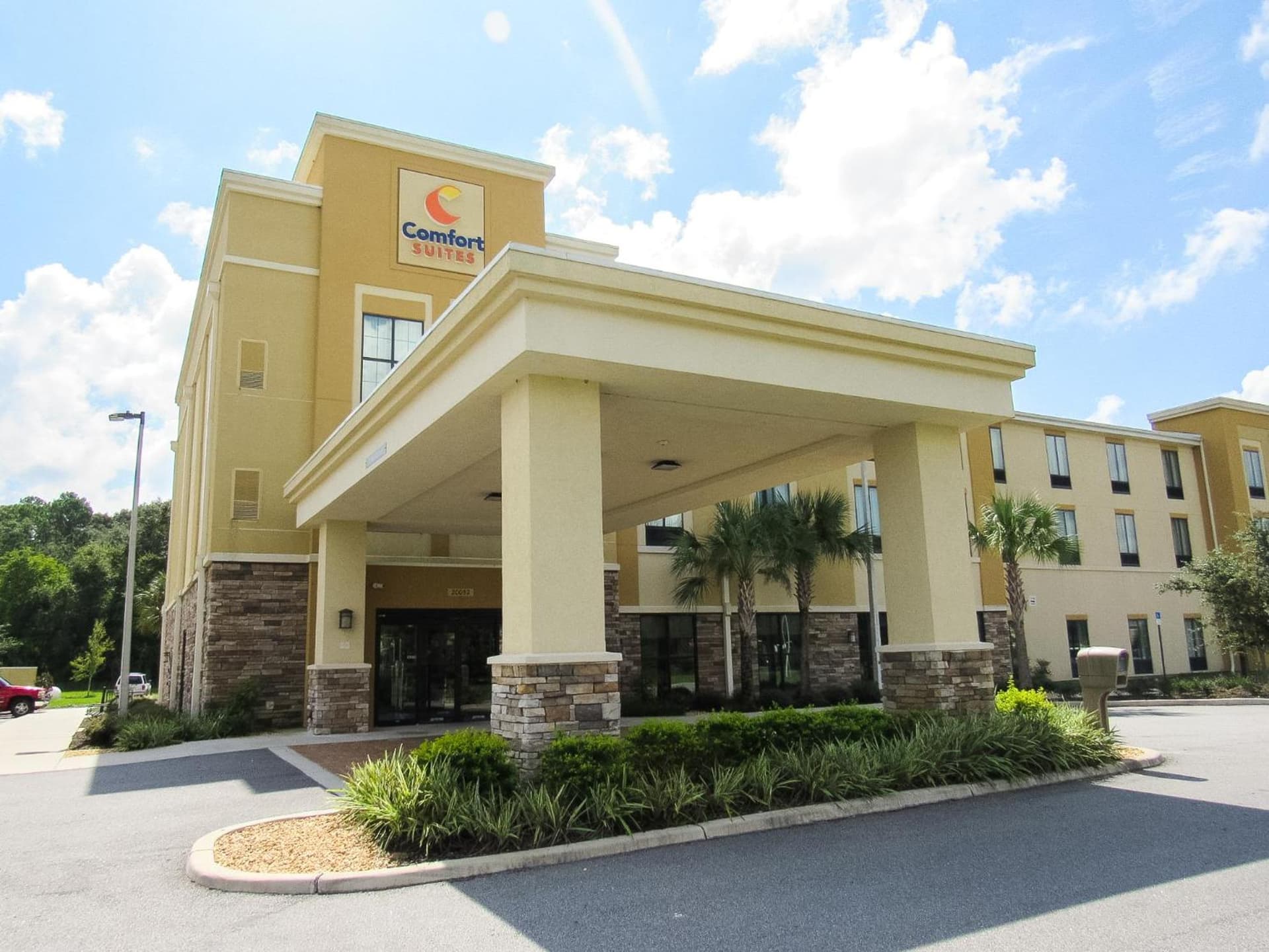 Comfort Suites Dunnellon near Rainbow Springs gallery photo in Dunnellon, FL — image 32