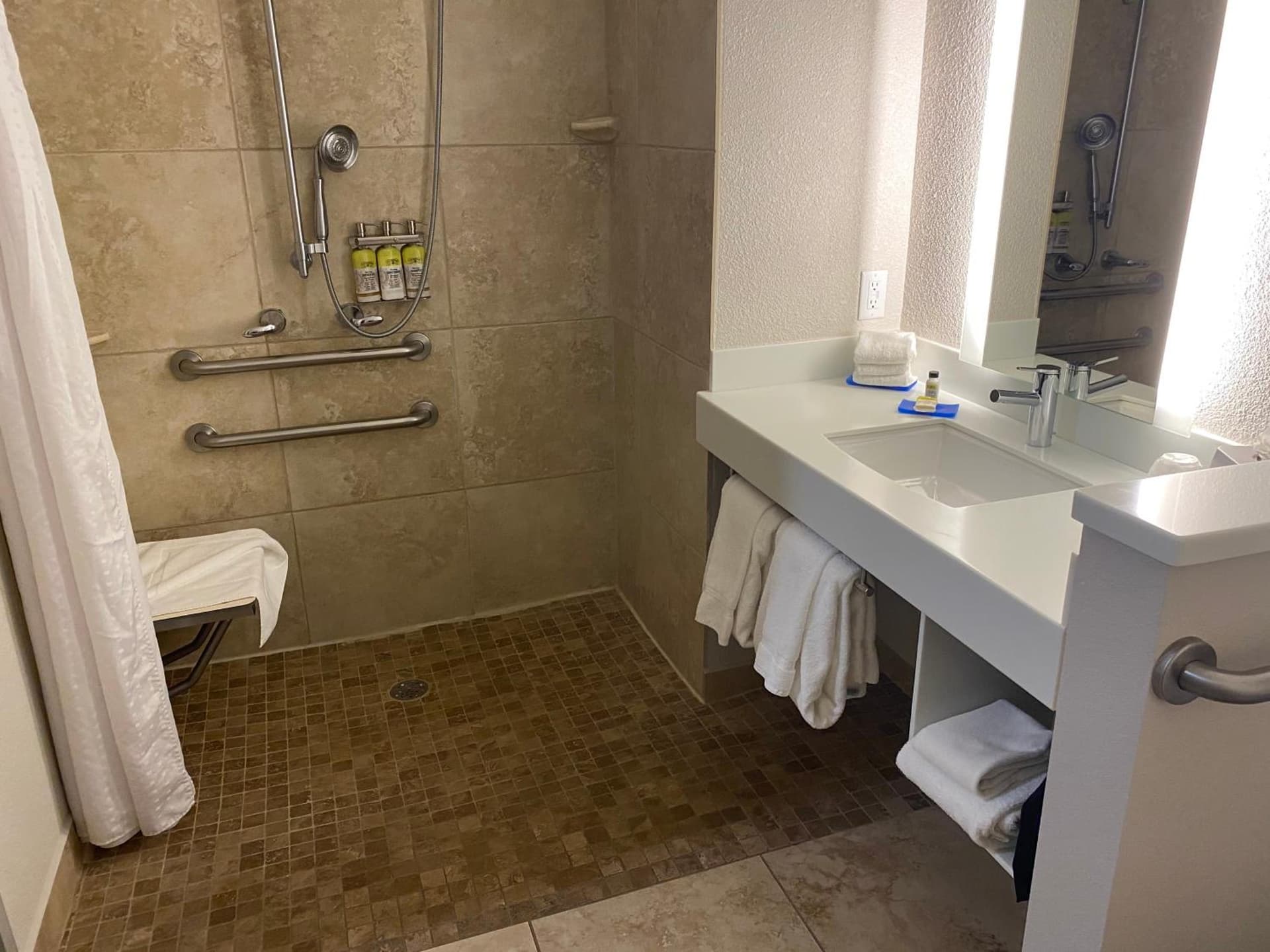 Holiday Inn Express & Suites Albuquerque Historic Old Town by IHG gallery photo in Albuquerque, NM — image 52