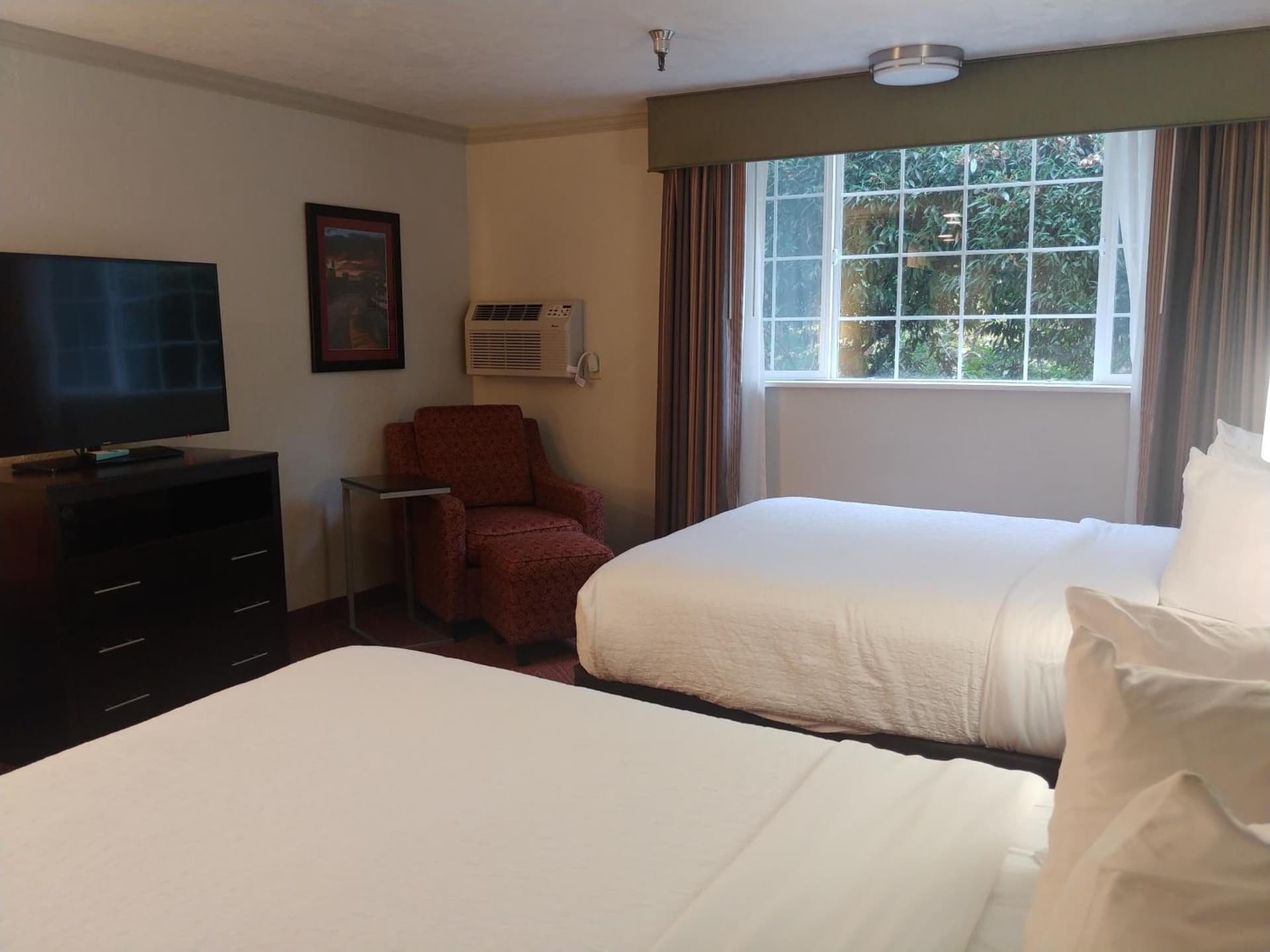 Best Western Plus Parkway Inn gallery photo in Wilsonville, OR — image 46