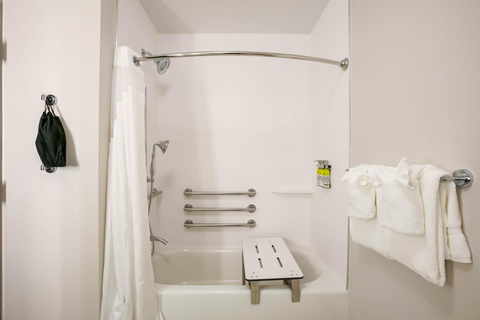 Holiday Inn Express & Suites Jacksonville - Town Center by IHG gallery photo in Jacksonville, FL — image 21