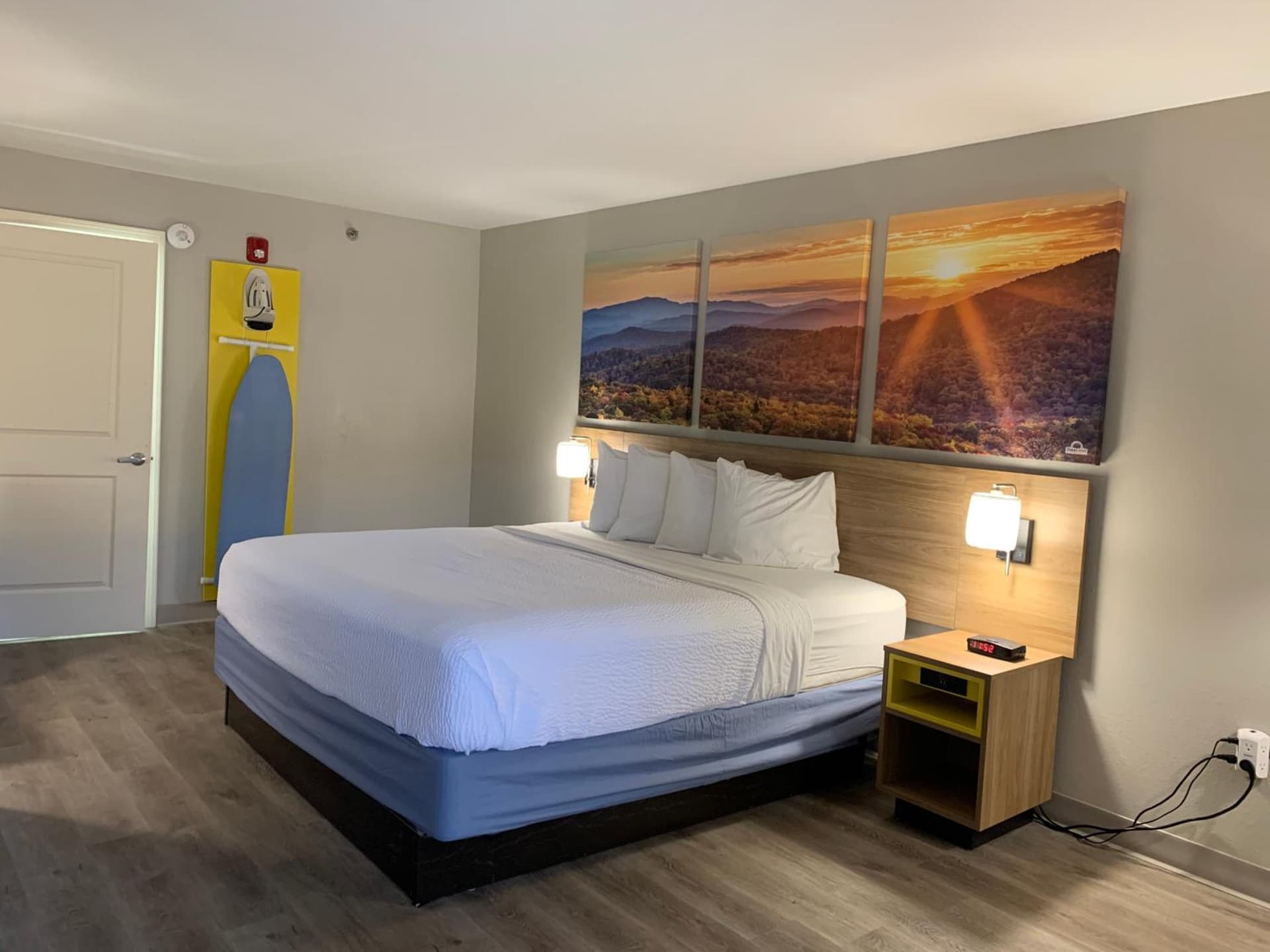 Days Inn by Wyndham Atlanta Stone Mountain gallery photo in Stone Mountain, GA — image 19