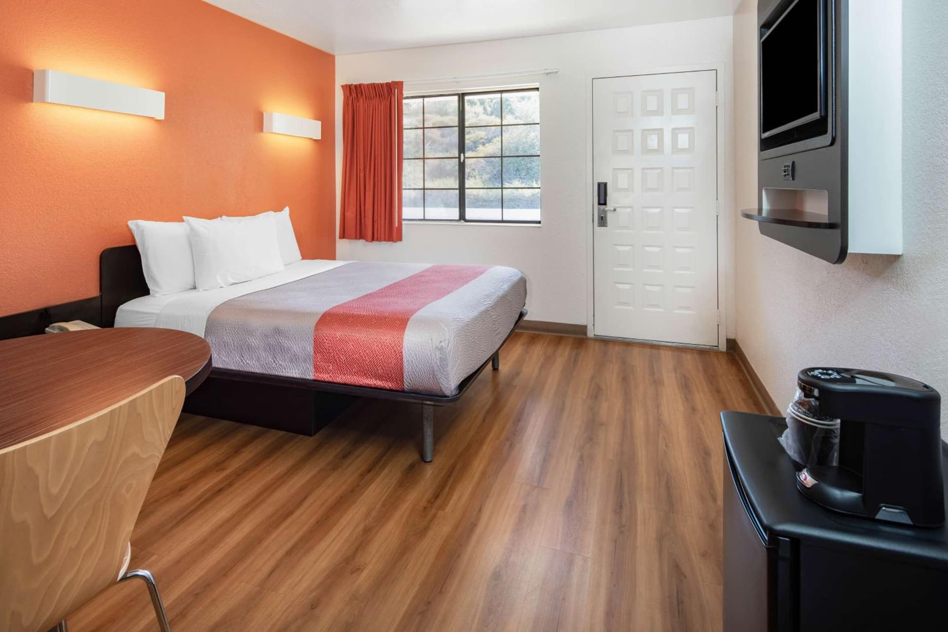 Motel 6-Thousand Oaks, CA gallery photo in Thousand Oaks, CA — image 14