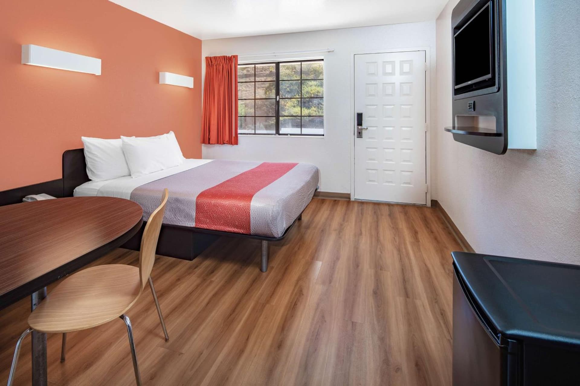 Motel 6-Thousand Oaks, CA gallery photo in Thousand Oaks, CA — image 20