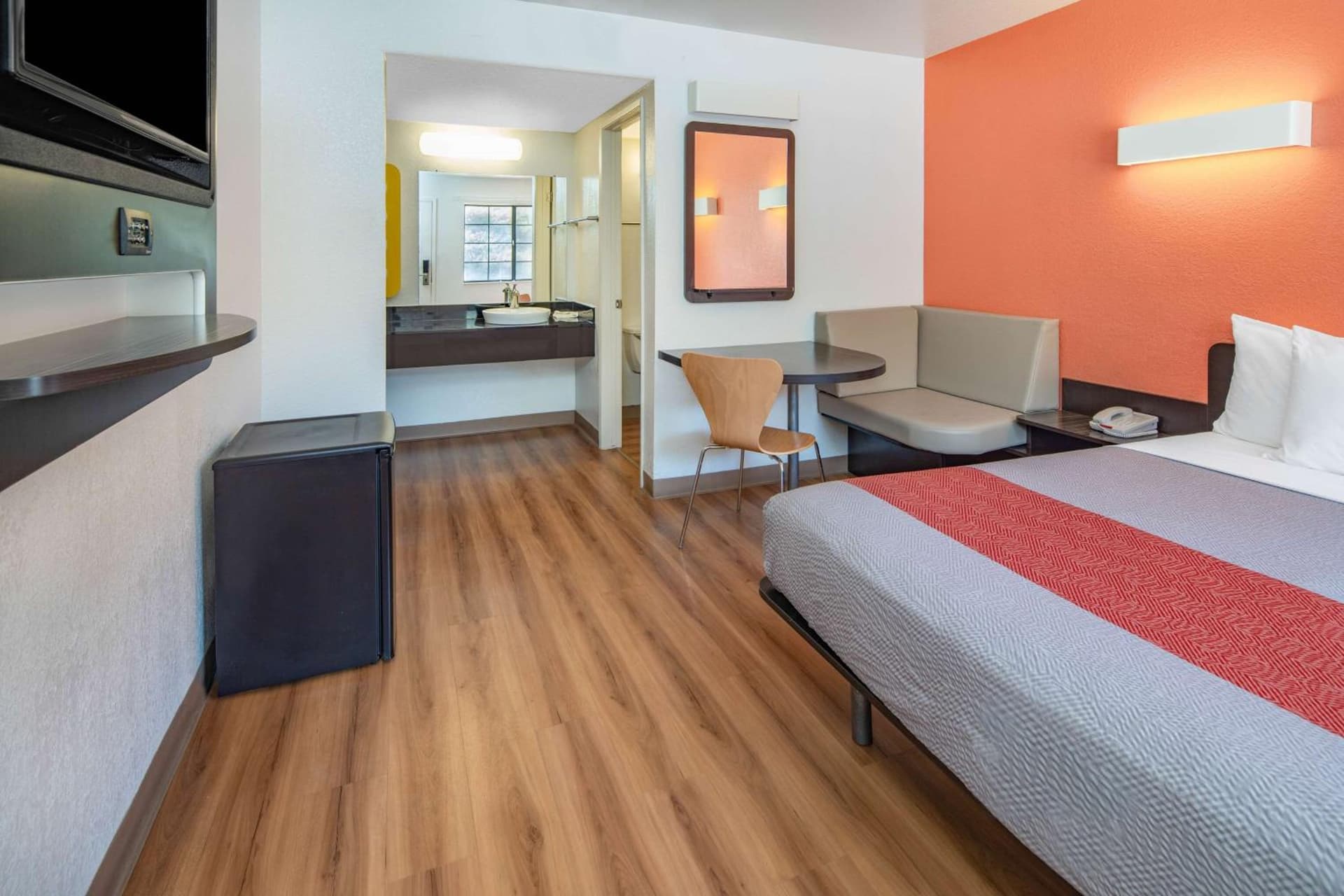 Motel 6-Thousand Oaks, CA gallery photo in Thousand Oaks, CA — image 19
