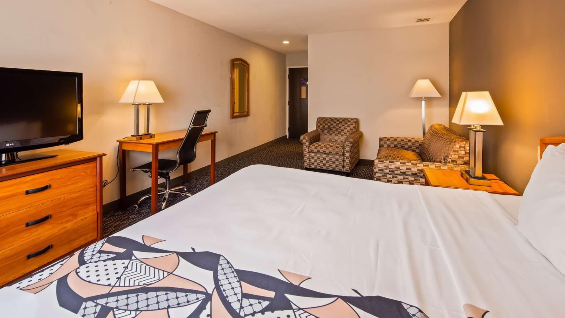 Best Western Inn & Suites - Midway Airport gallery photo in Burbank, IL — image 18