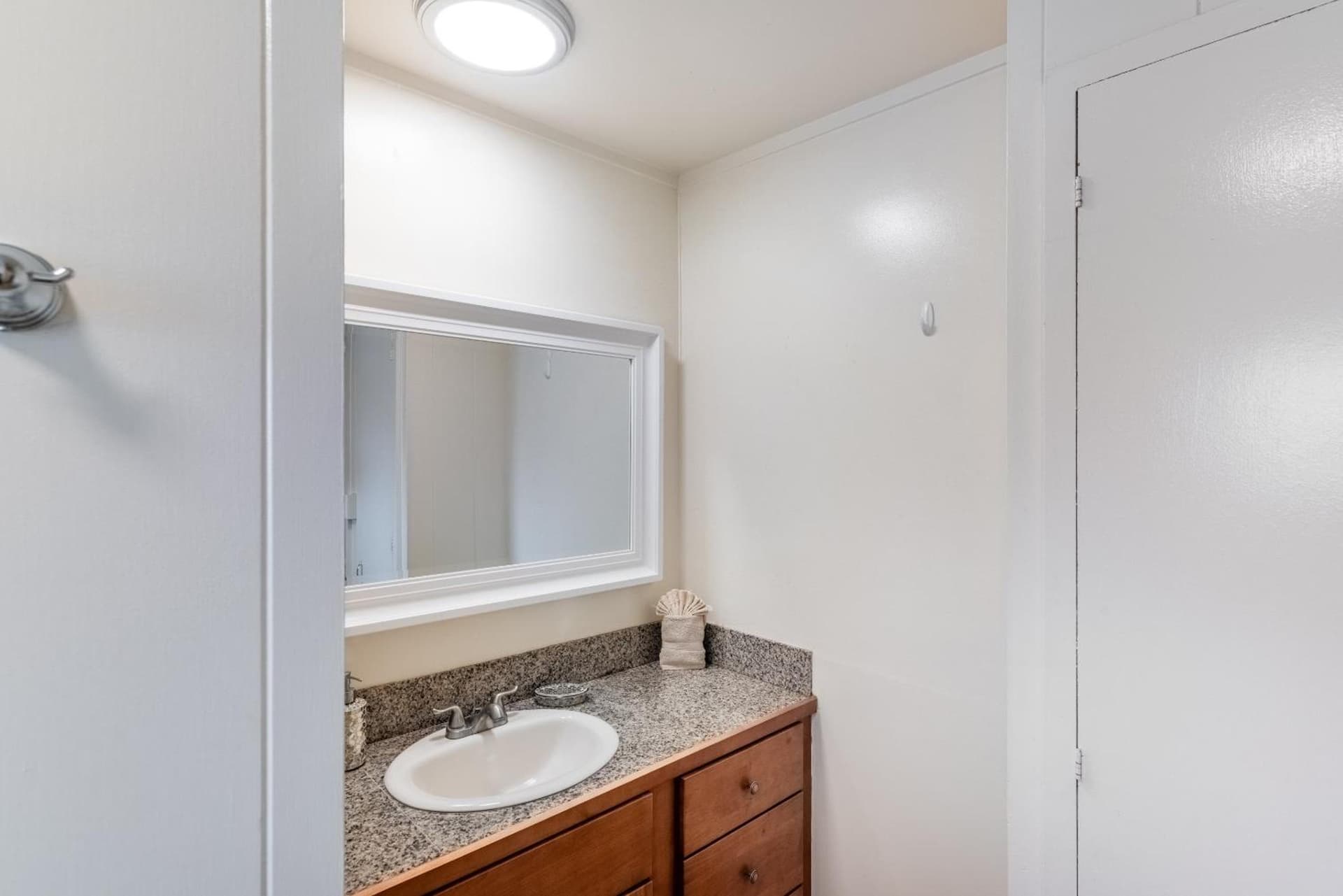 Lahaina Wonderful Condos property views in Lahaina, HI — gallery photo 3