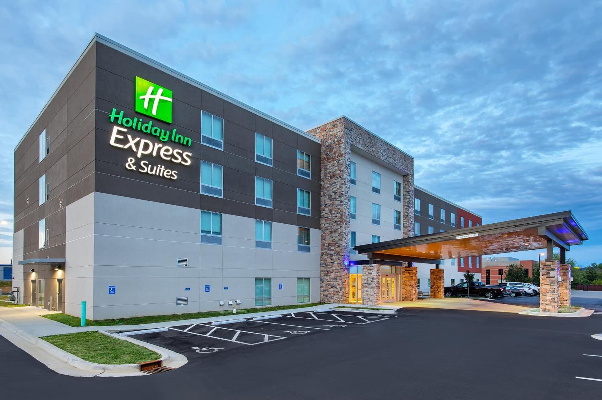 Holiday Inn Express & Suites - La Grange by IHG — hotel in La Grange, Kentucky