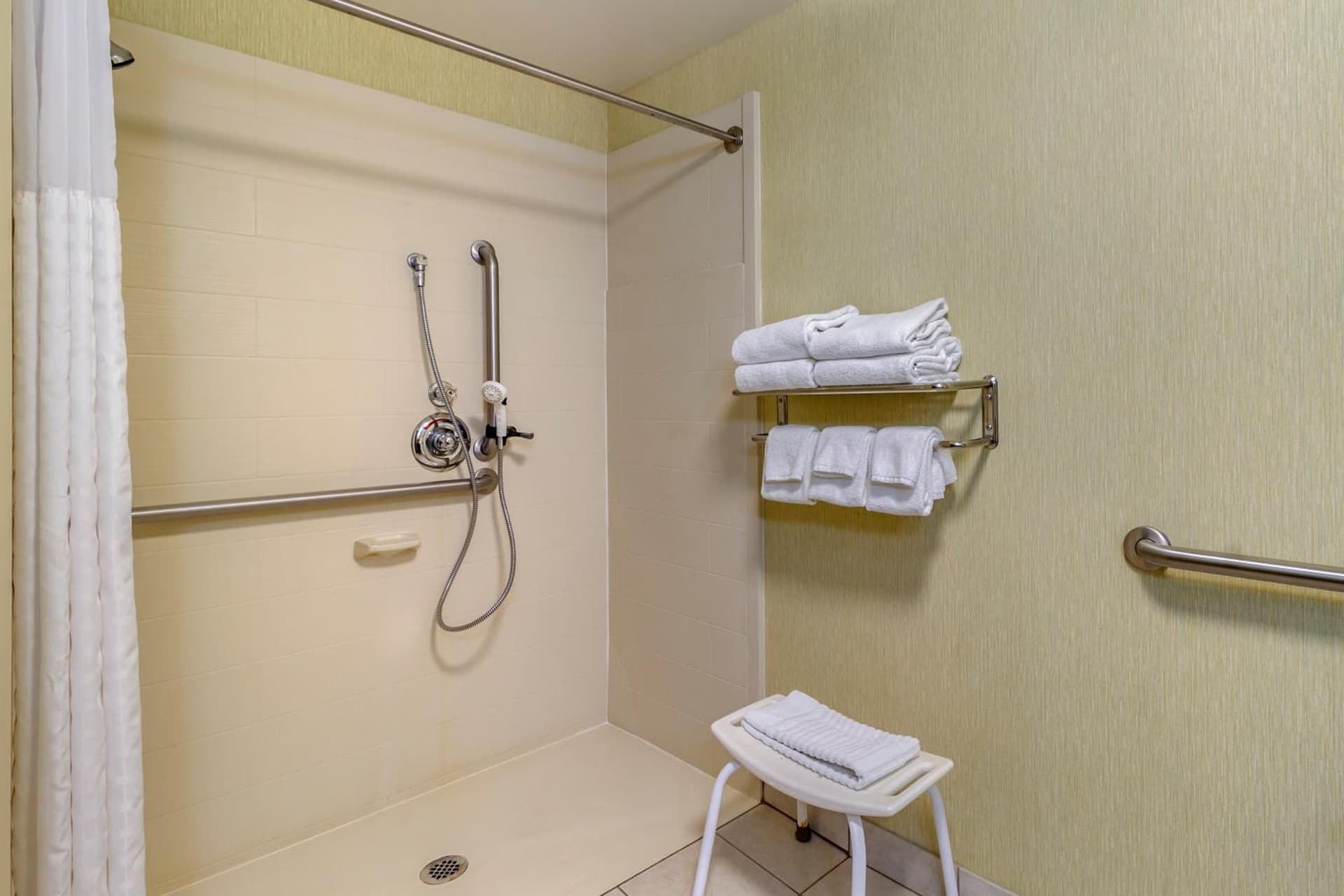 Comfort Suites Knoxville West - Farragut gallery photo in Knoxville, TN — image 5