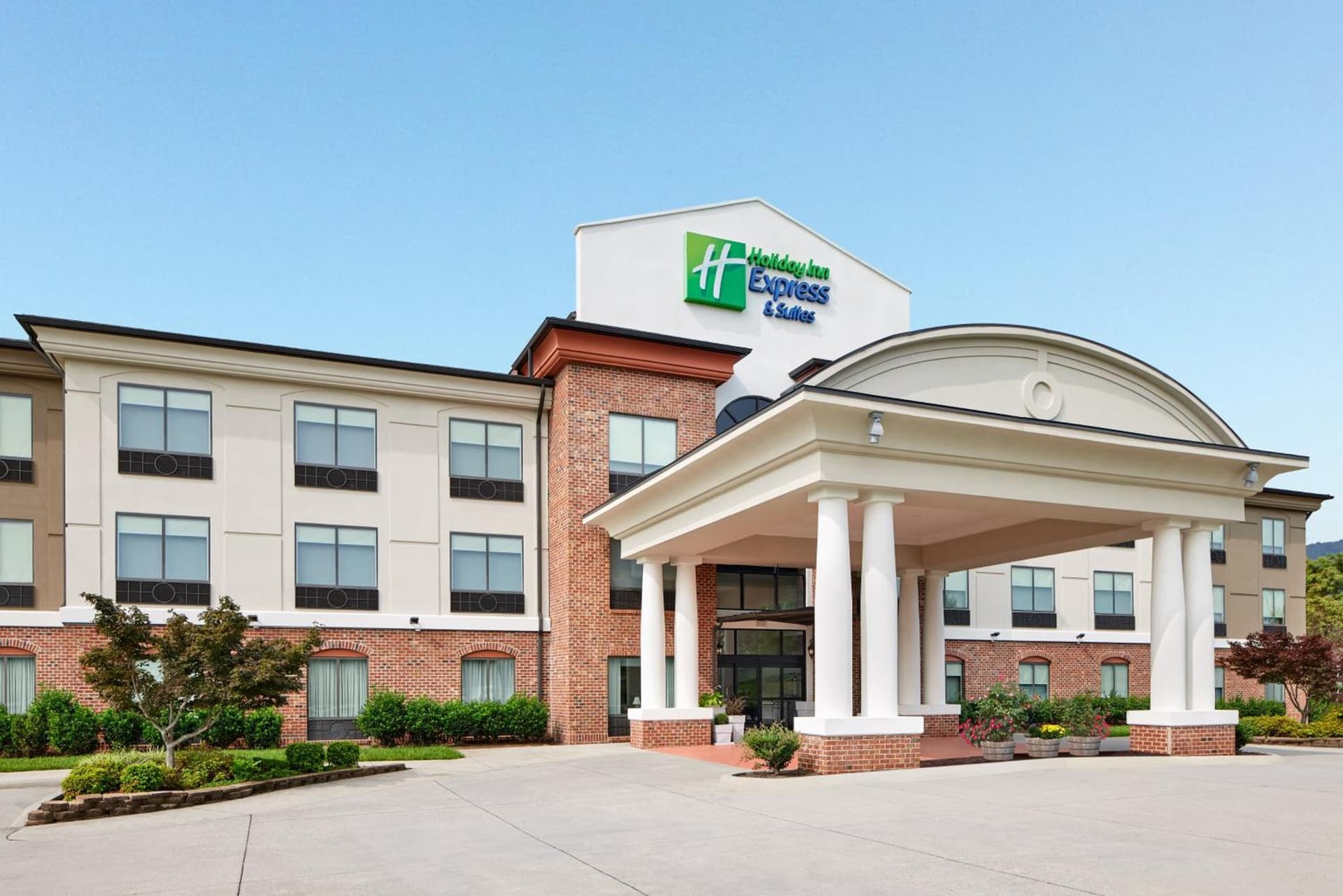 Holiday Inn Express Hotel & Suites Salem by IHG gallery photo in Salem, VA — image 4