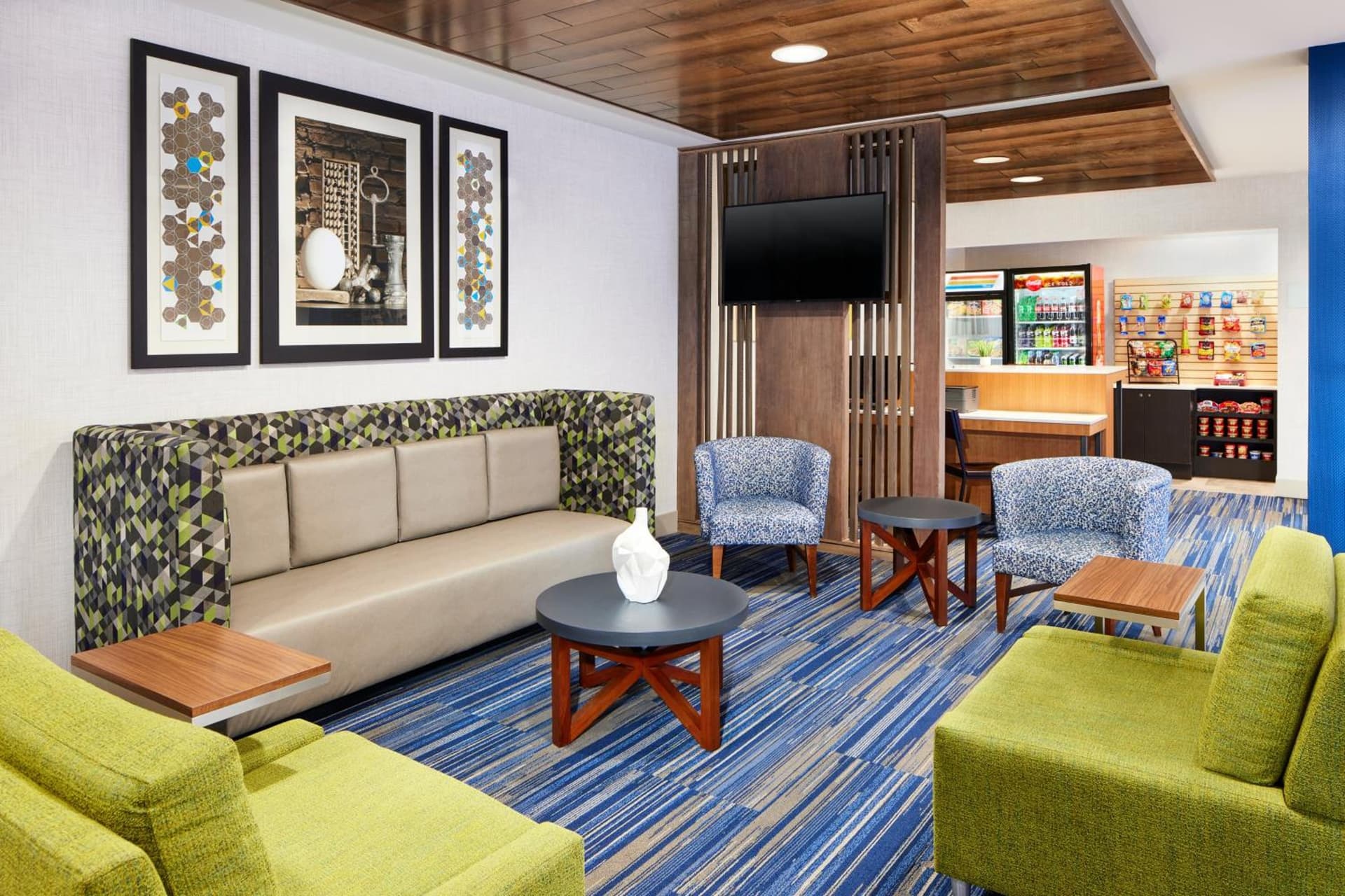 Holiday Inn Express Hotel & Suites Salem by IHG gallery photo in Salem, VA — image 10