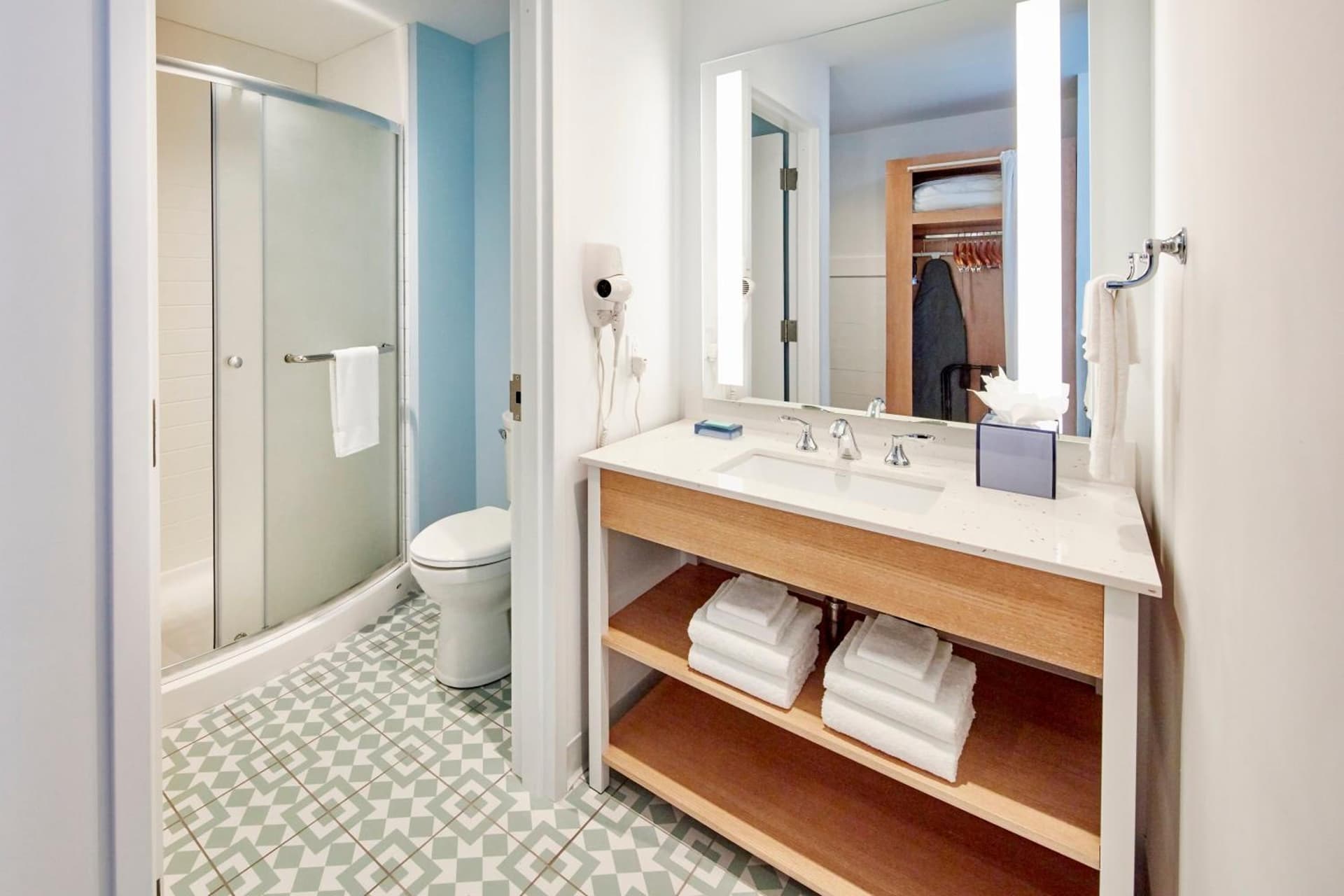 Universal’s Endless Summer Resort – Dockside Inn and Suites gallery photo in Orlando, FL — image 20