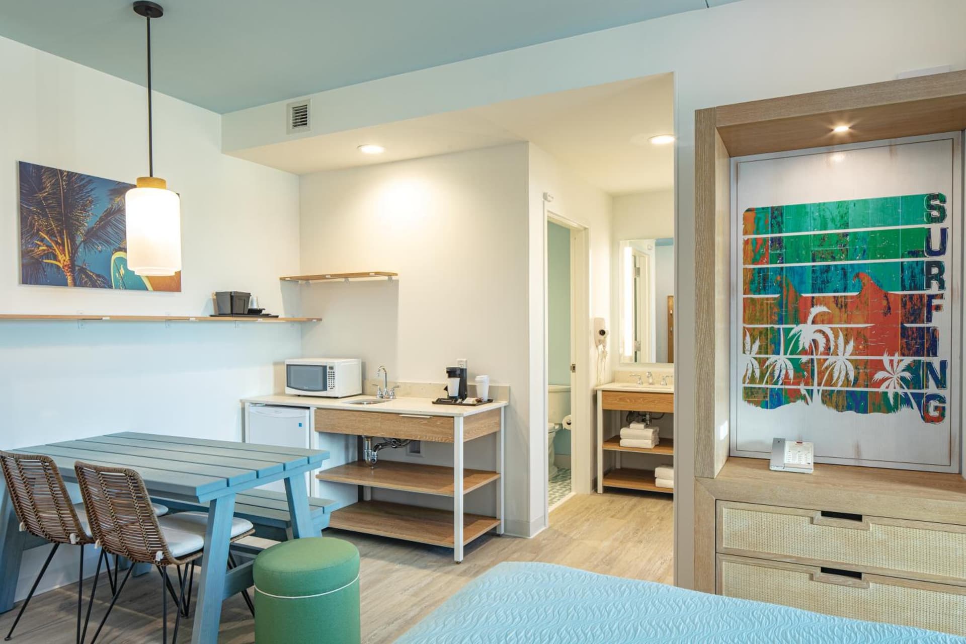Universal’s Endless Summer Resort – Dockside Inn and Suites gallery photo in Orlando, FL — image 12