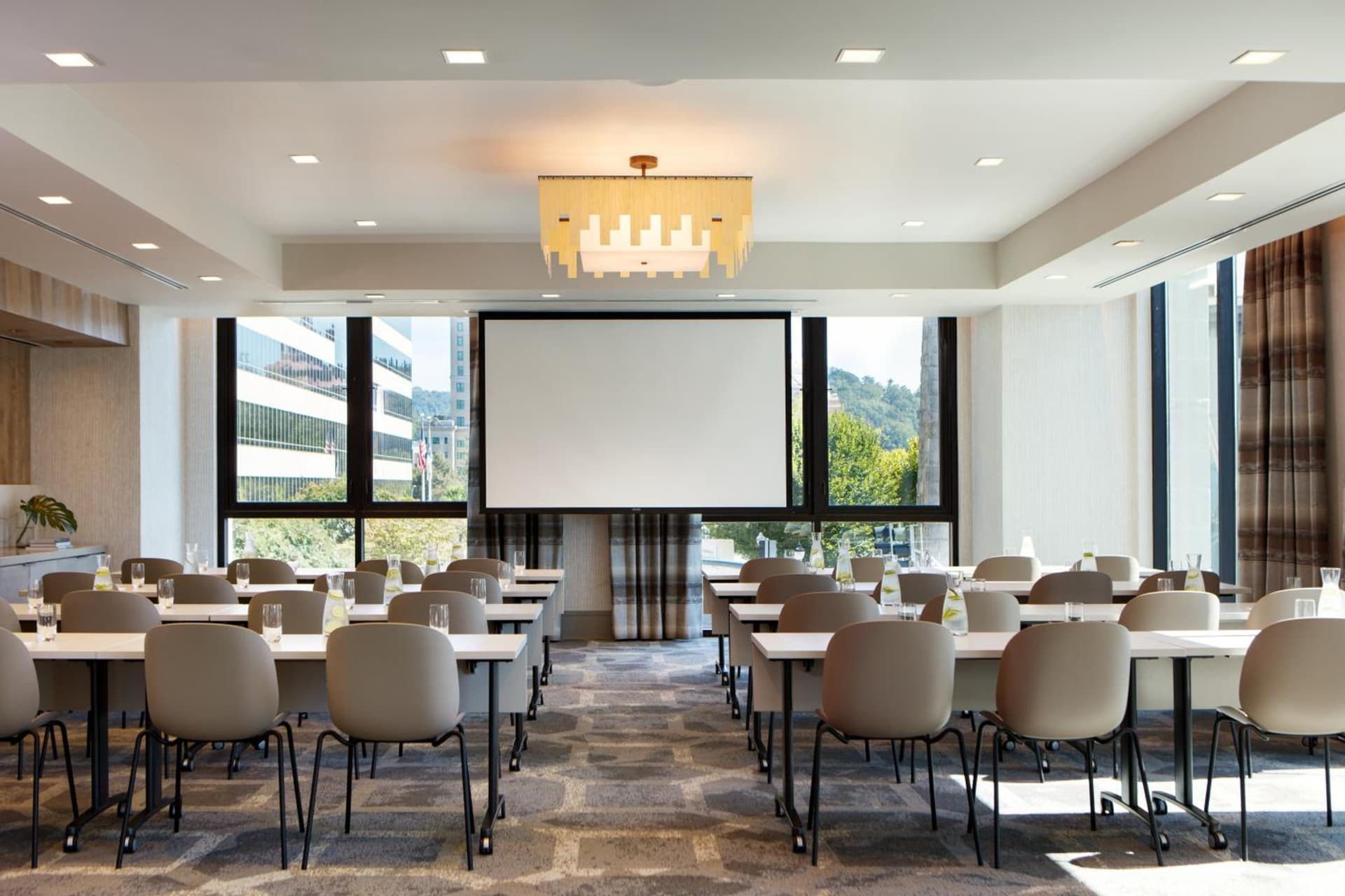 Kimpton Hotel Arras by IHG gallery photo in Asheville, NC — image 17