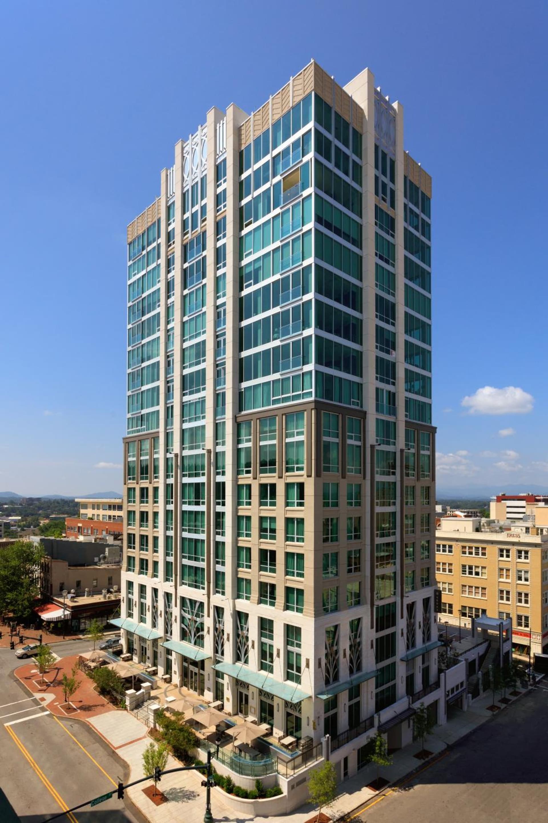 Kimpton Hotel Arras by IHG gallery photo in Asheville, NC — image 15