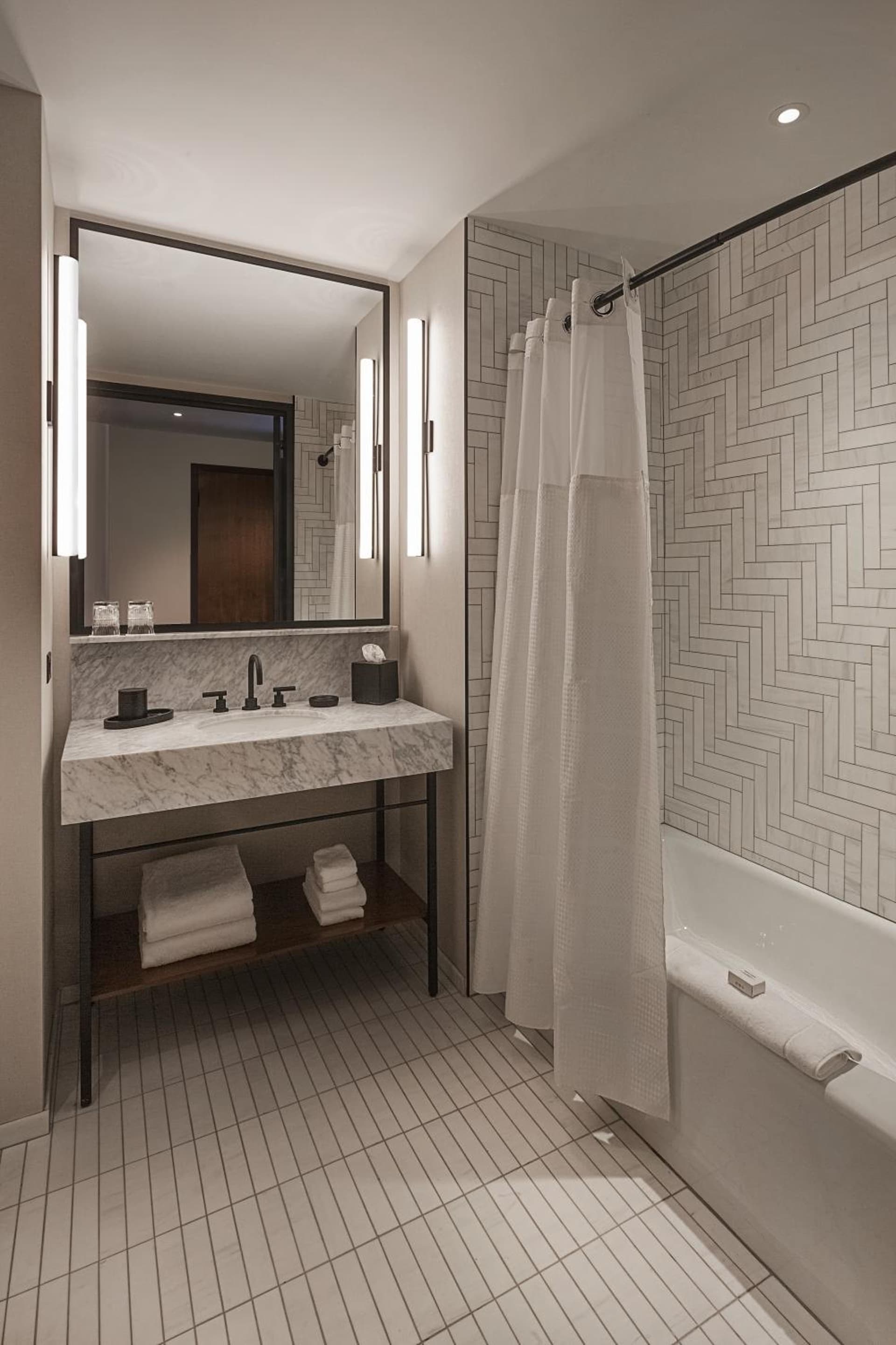 Hotel Haya gallery photo in Tampa, FL — image 24