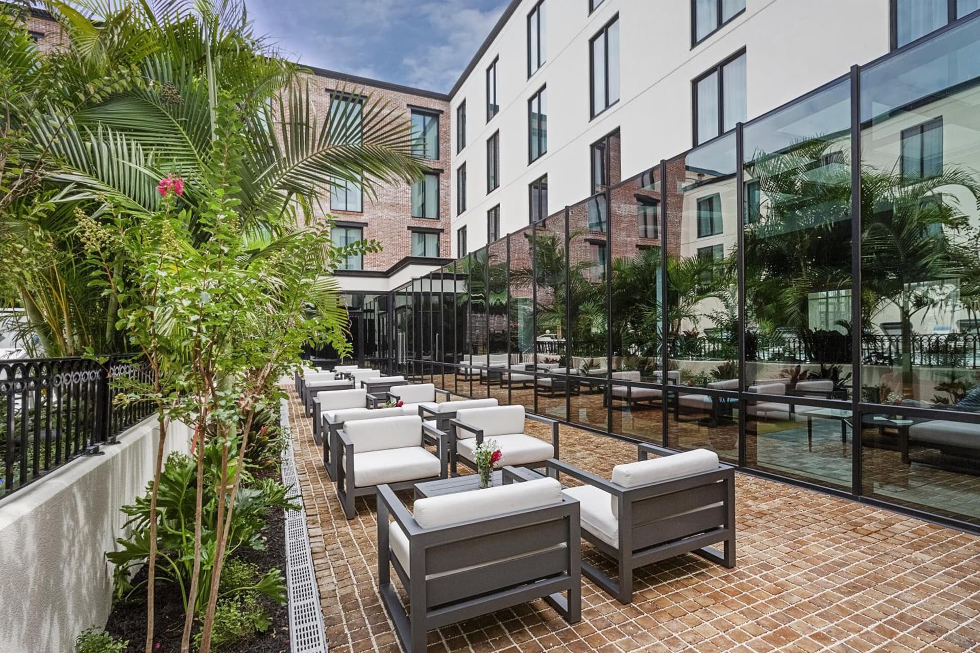 Hotel Haya gallery photo in Tampa, FL — image 57
