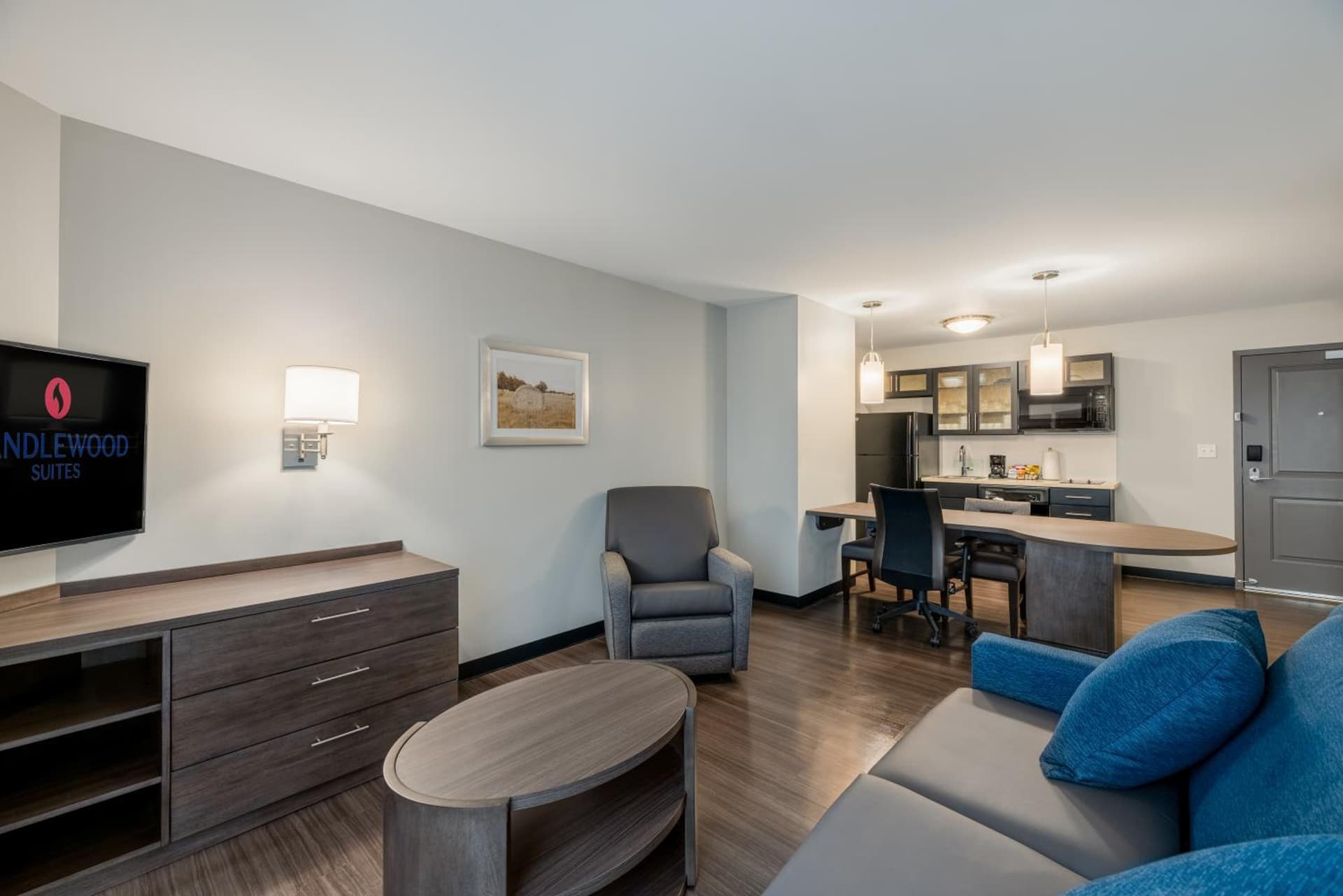 Candlewood Suites Cookeville by IHG interior in Cookeville, TN — gallery photo 2