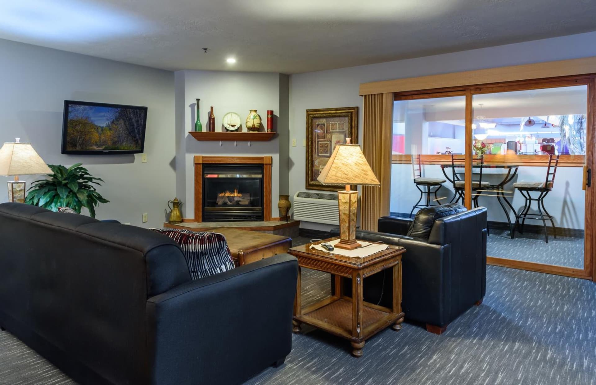 Ramada by Wyndham Sioux Falls Airport - Waterpark Resort & Event Center gallery photo in Sioux Falls, SD — image 144