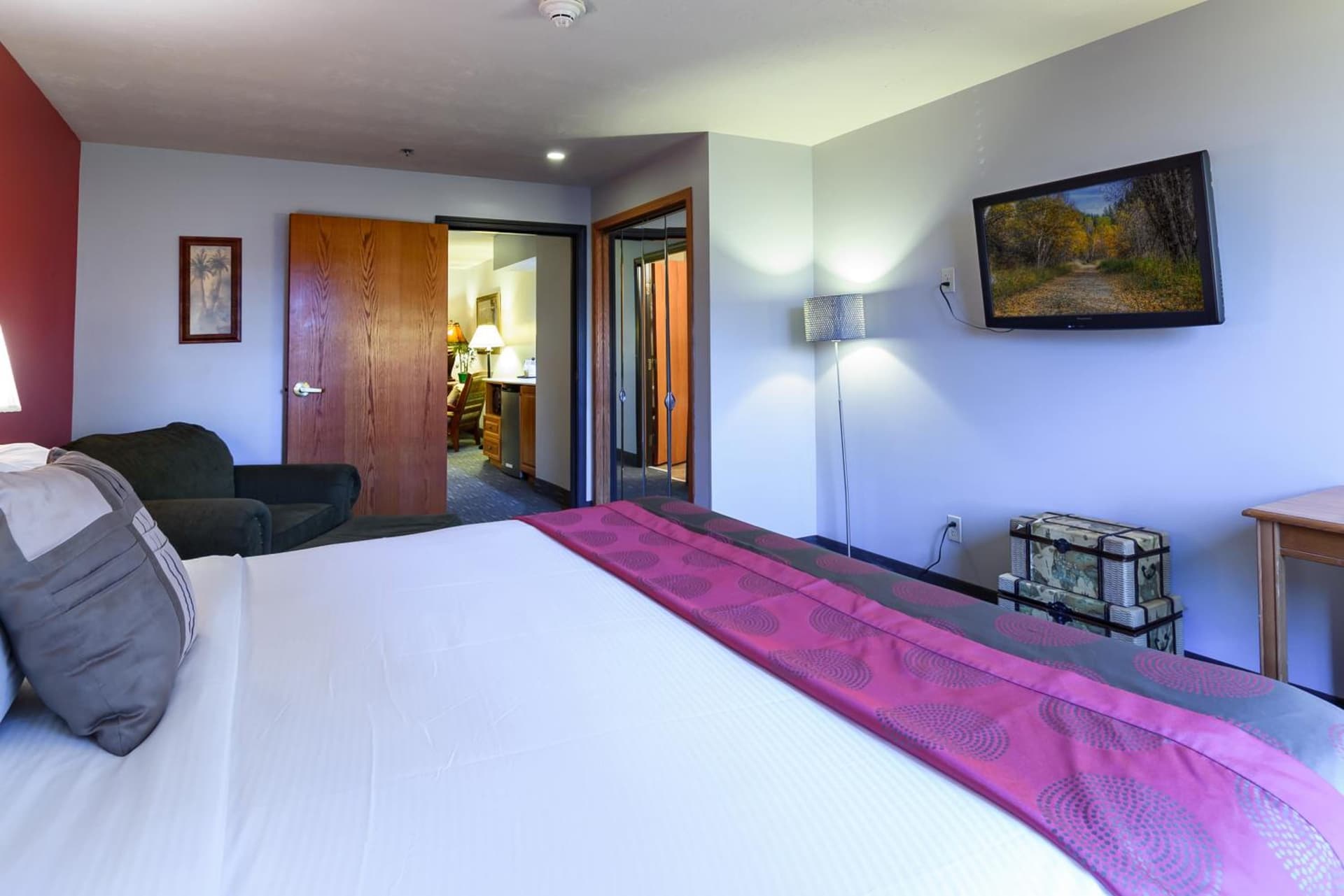 Ramada by Wyndham Sioux Falls Airport - Waterpark Resort & Event Center gallery photo in Sioux Falls, SD — image 37