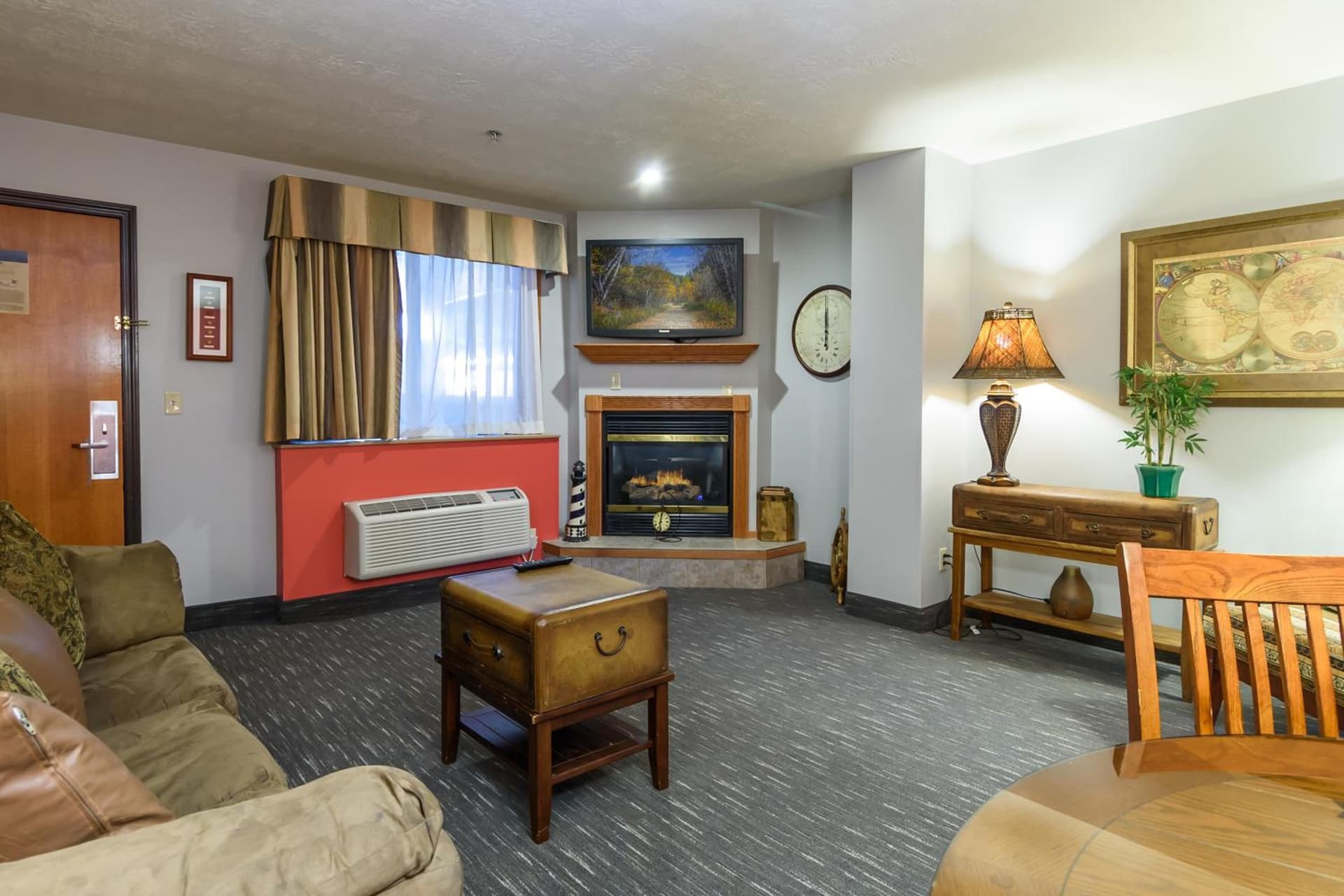 Ramada by Wyndham Sioux Falls Airport - Waterpark Resort & Event Center gallery photo in Sioux Falls, SD — image 84