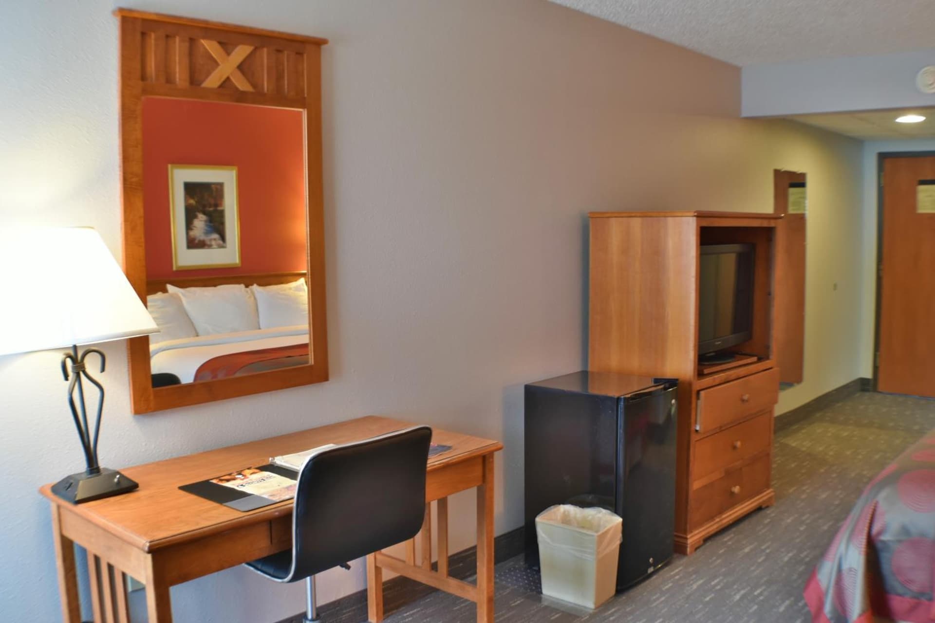 Ramada by Wyndham Sioux Falls Airport - Waterpark Resort & Event Center gallery photo in Sioux Falls, SD — image 130