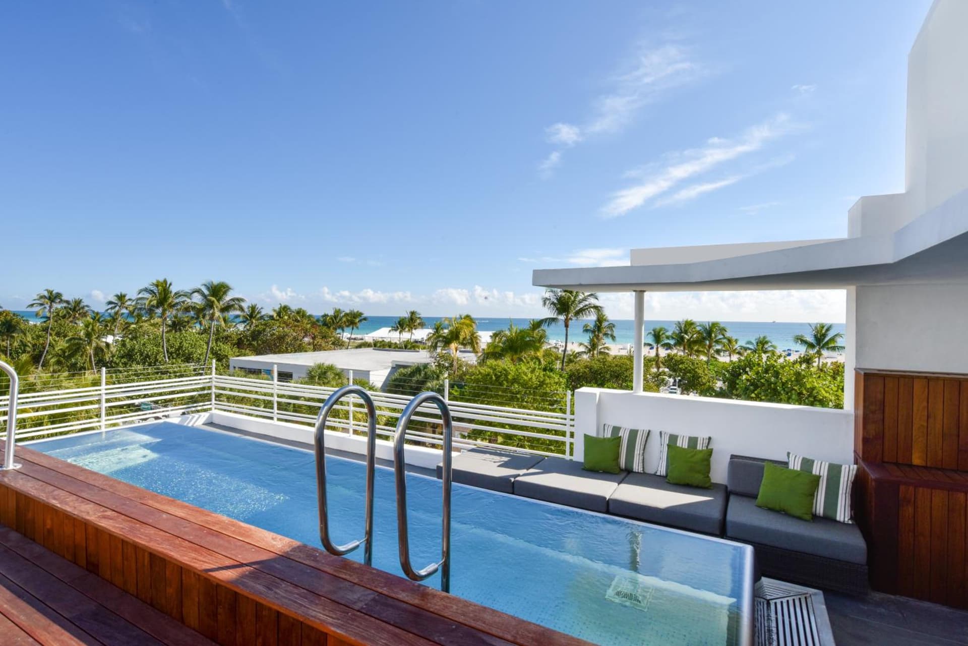 Hotel Breakwater South Beach property views in Miami Beach, FL — gallery photo 3