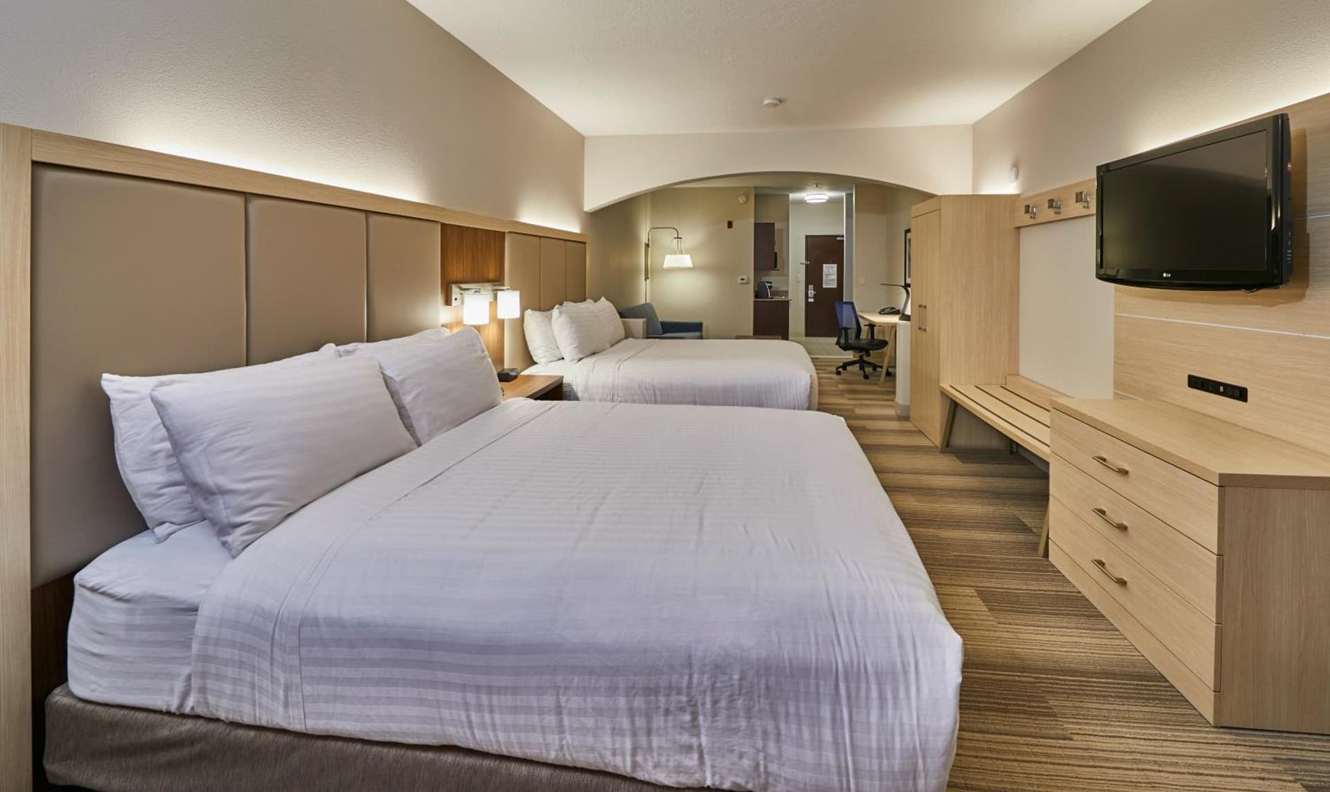 Holiday Inn Express Hotel & Suites Medford-Central Point by IHG gallery photo in Central Point, OR — image 38