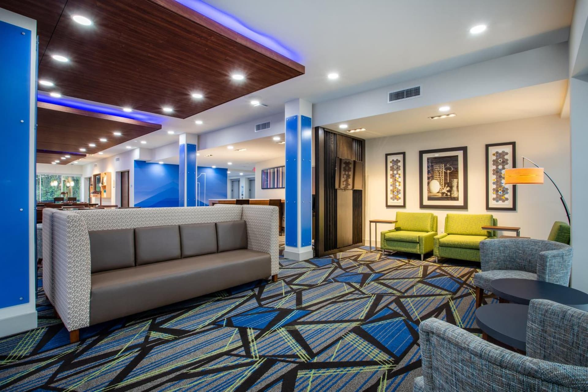 Holiday Inn Express & Suites - Deland South by IHG gallery photo in DeLand, FL — image 22
