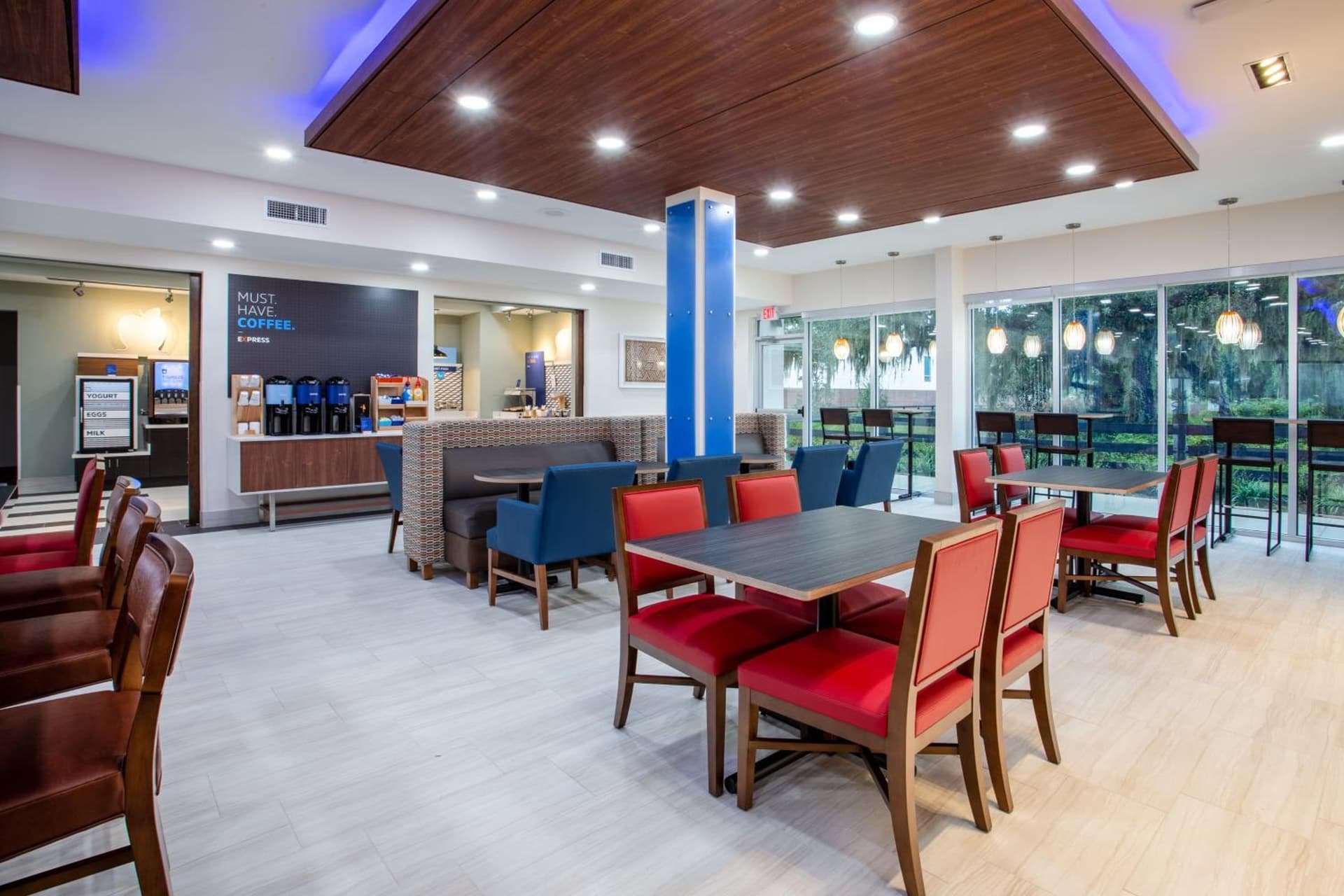 Holiday Inn Express & Suites - Deland South by IHG gallery photo in DeLand, FL — image 10
