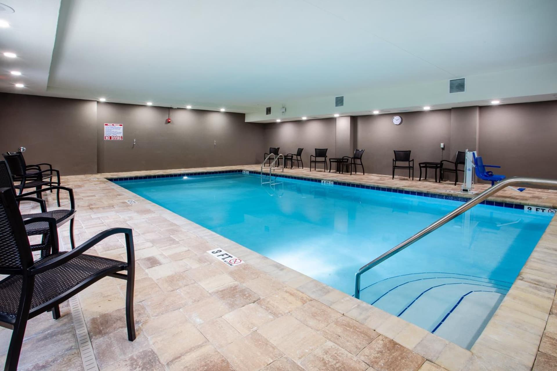 Holiday Inn Express & Suites - Deland South by IHG gallery photo in DeLand, FL — image 12