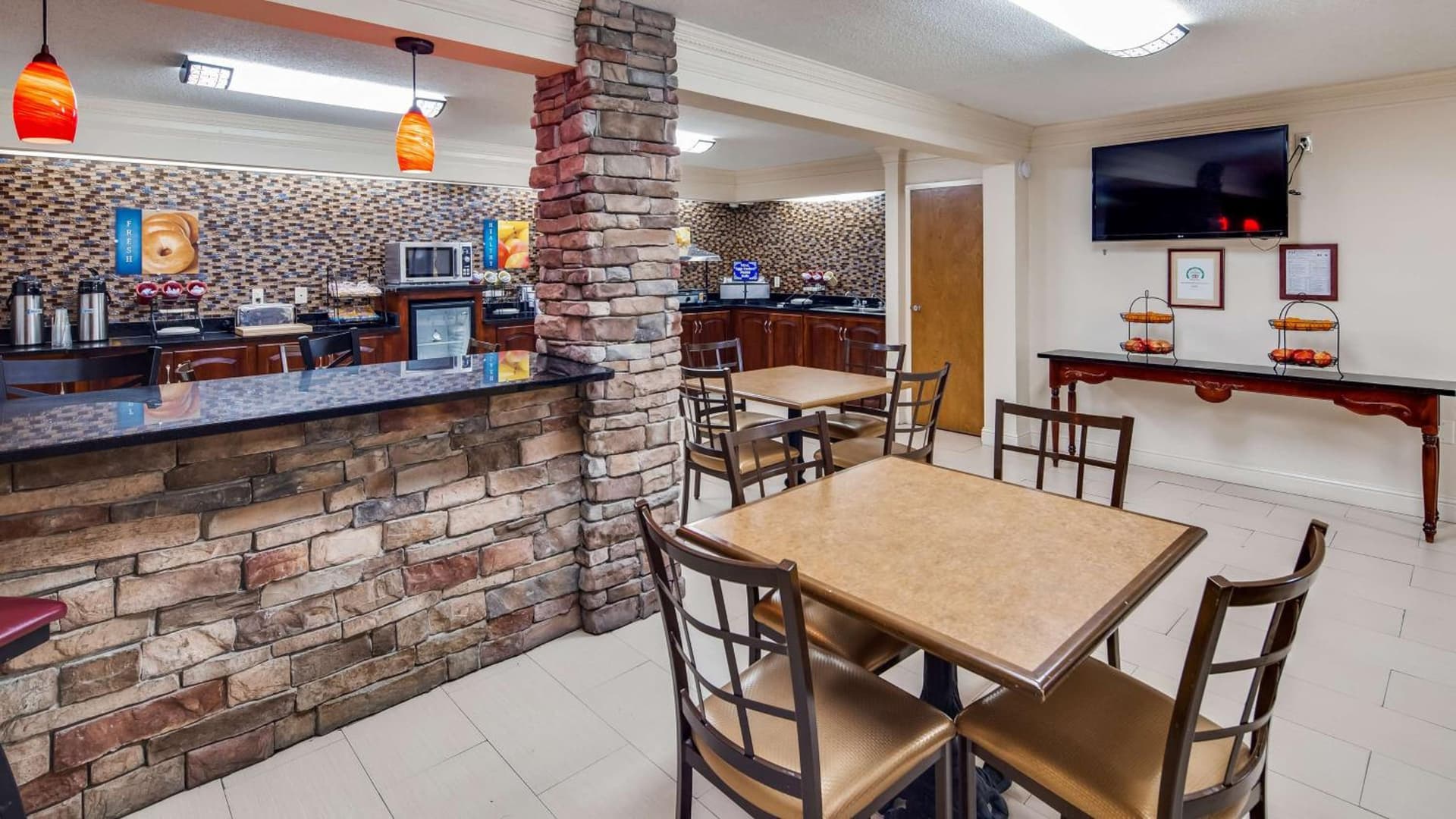 Best Western Inn & Suites of Macon gallery photo in Macon, GA — image 9
