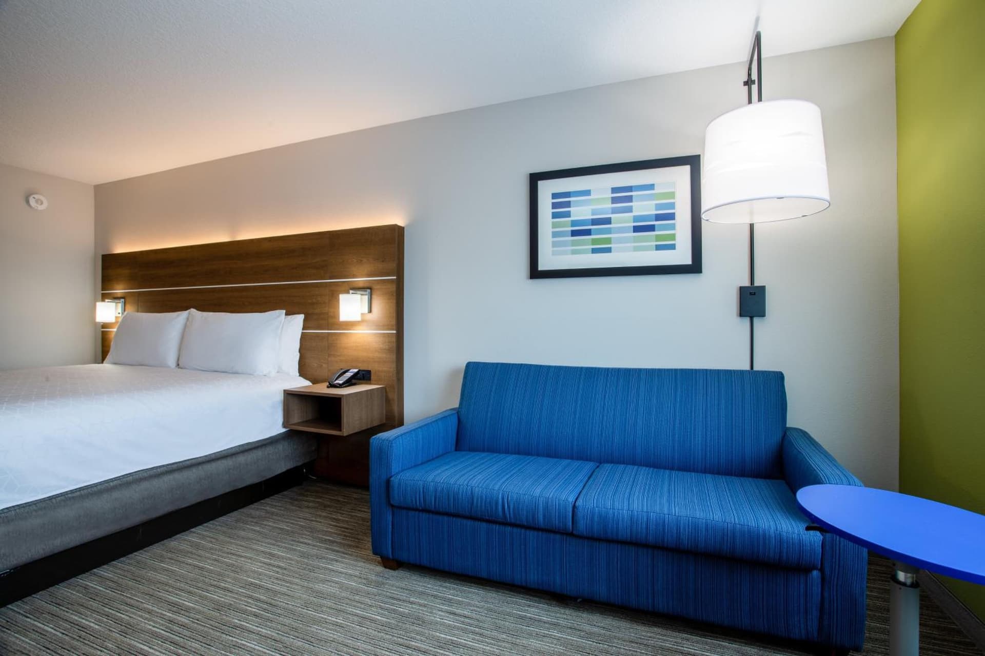 Holiday Inn Express & Suites - Deland South by IHG interior in DeLand, FL — gallery photo 2