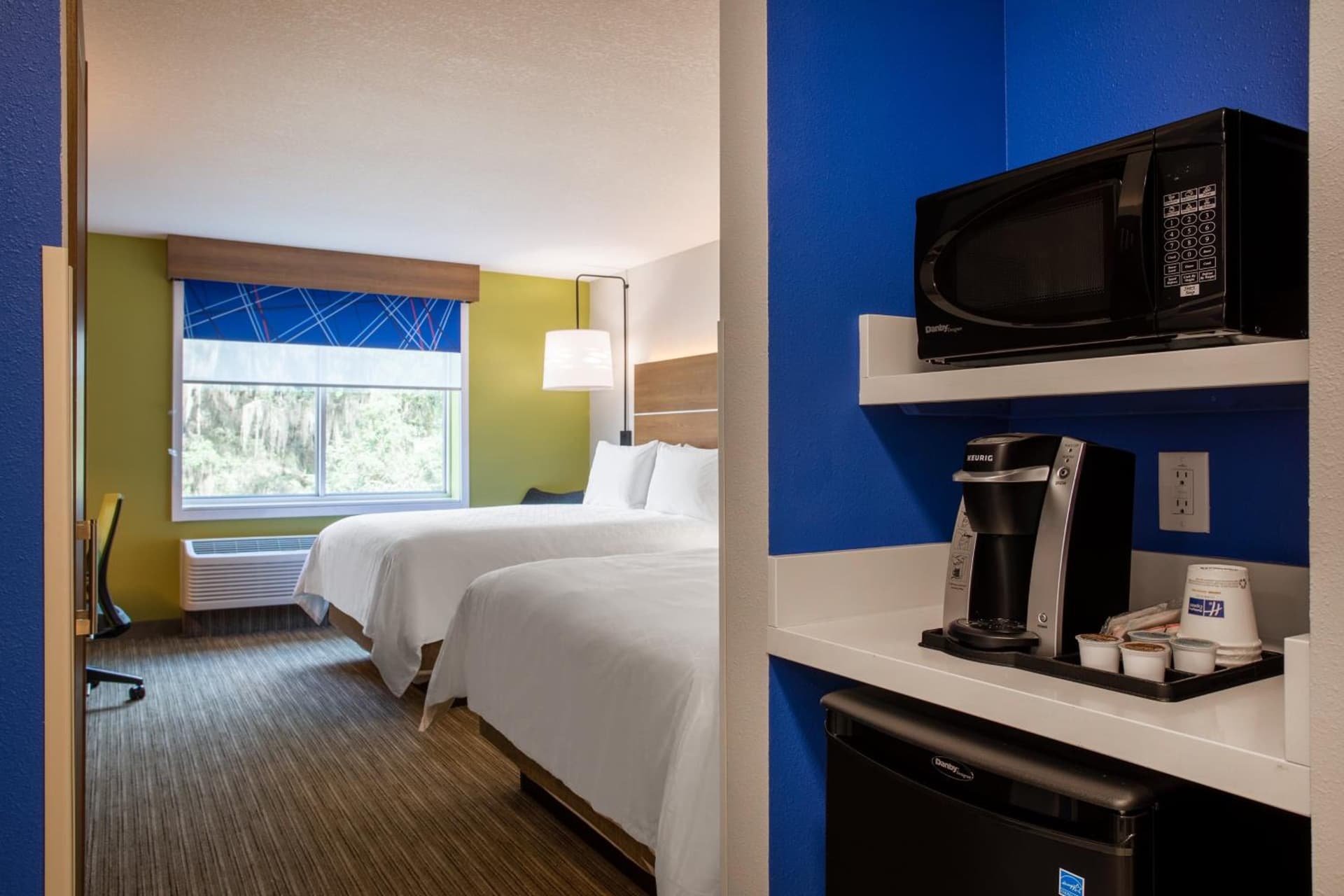 Holiday Inn Express & Suites - Deland South by IHG gallery photo in DeLand, FL — image 8