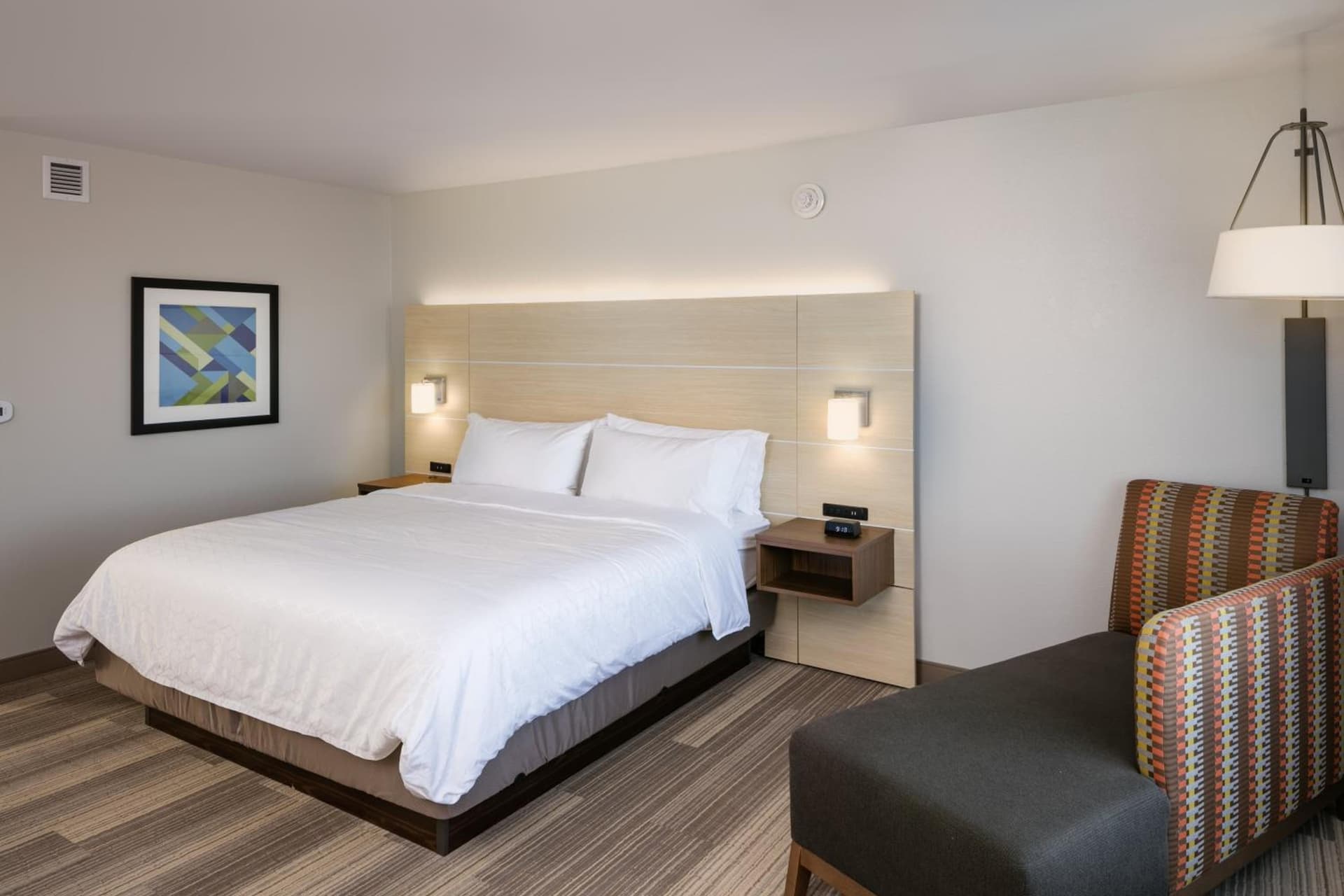 Holiday Inn Express & Suites - Bend South by IHG gallery photo in Bend, OR — image 8