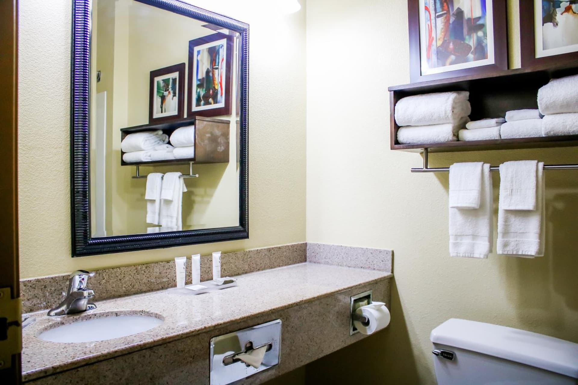 Country Inn & Suites by Radisson, Richmond West at I-64, VA gallery photo in Richmond, VA — image 49