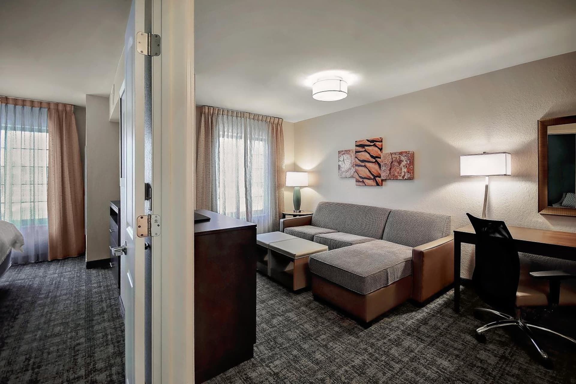 Staybridge Suites - Holland by IHG gallery photo in Holland, MI — image 40