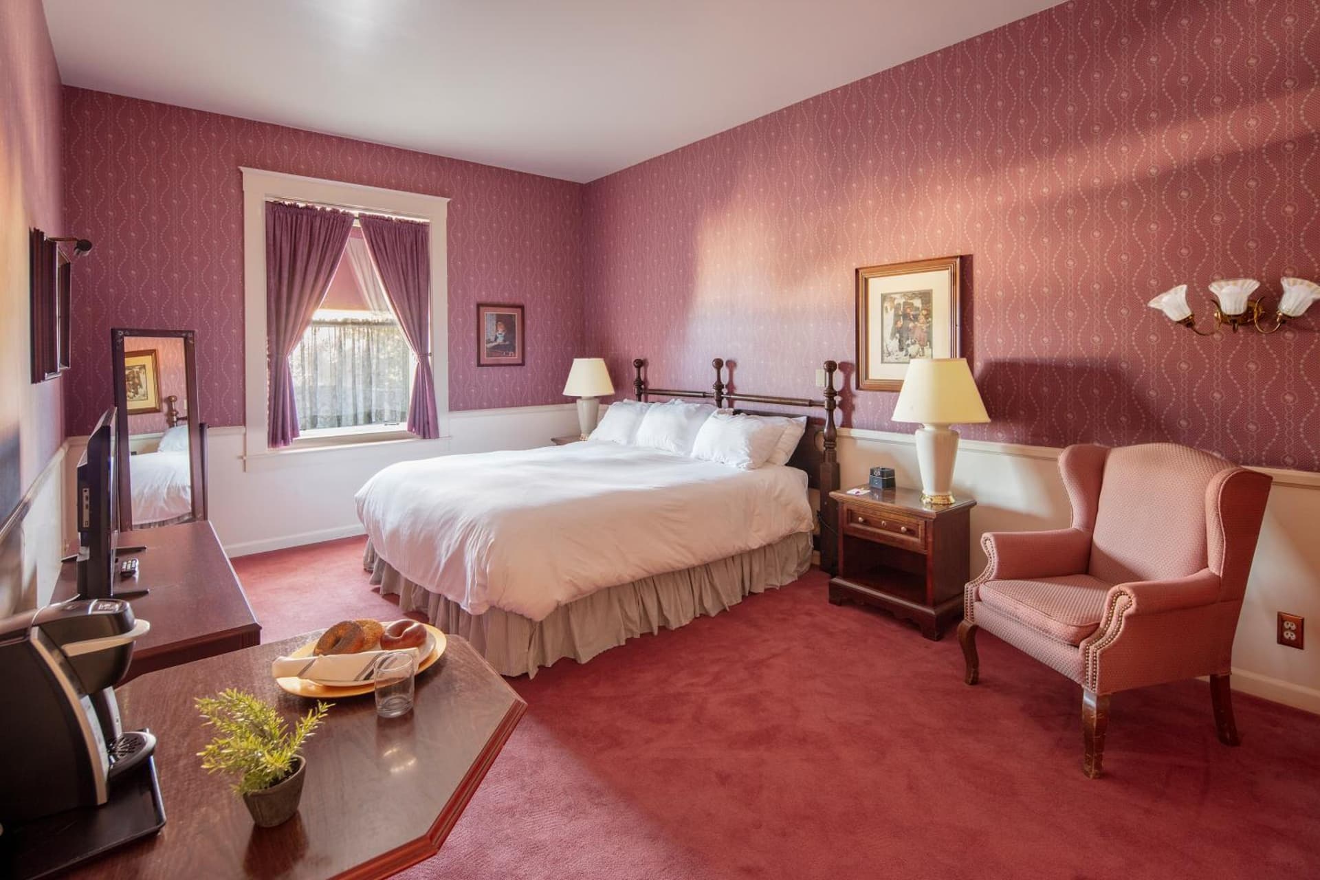 Hotel La Rose gallery photo in Santa Rosa, CA — image 28