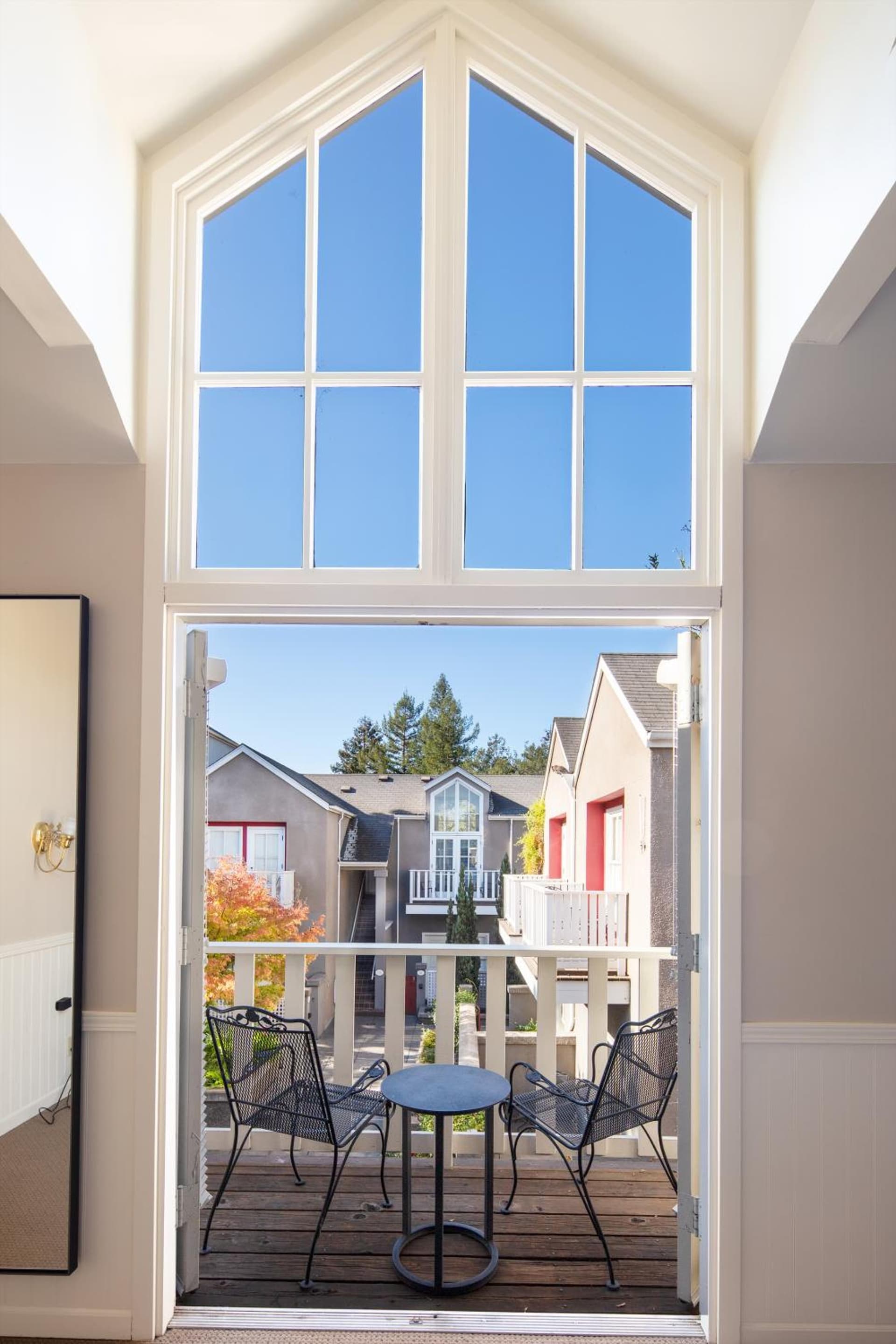 Hotel La Rose gallery photo in Santa Rosa, CA — image 43